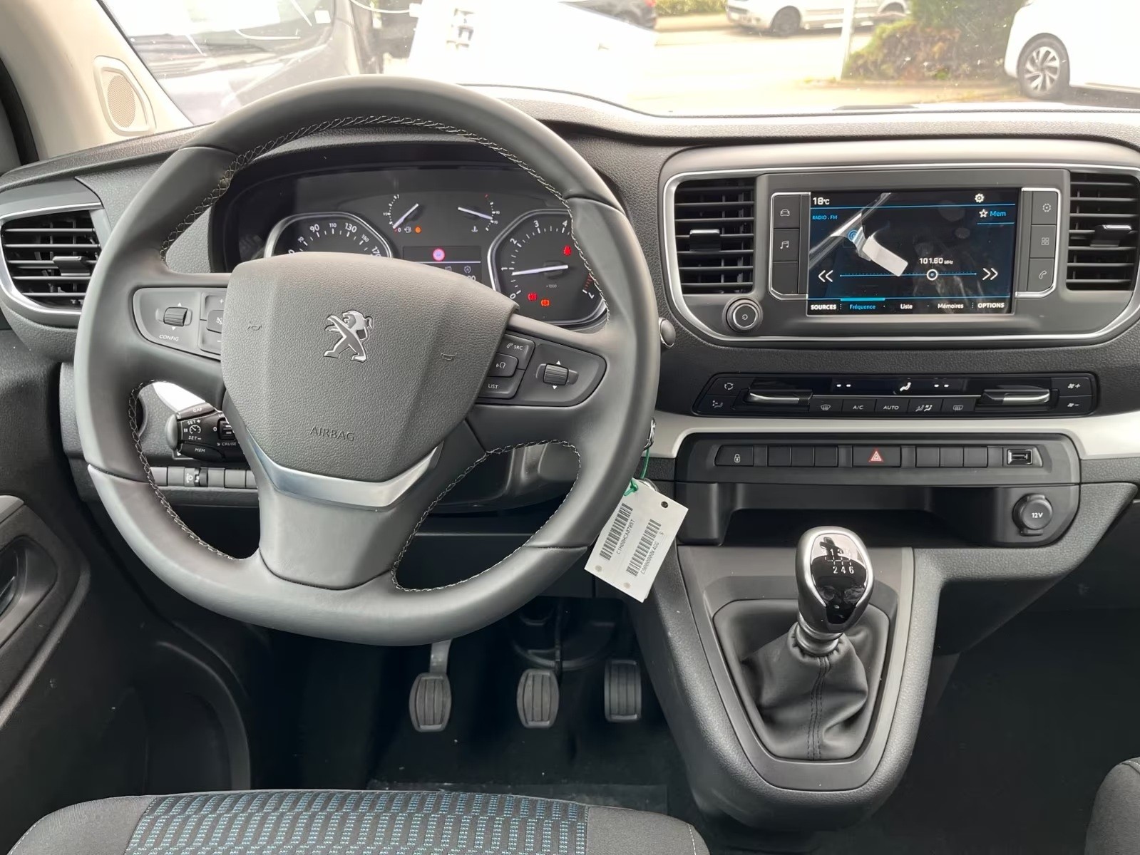 PEUGEOT Pössl Vanster 145 PS*Standheizung*E-Paket*-showroom-element-3