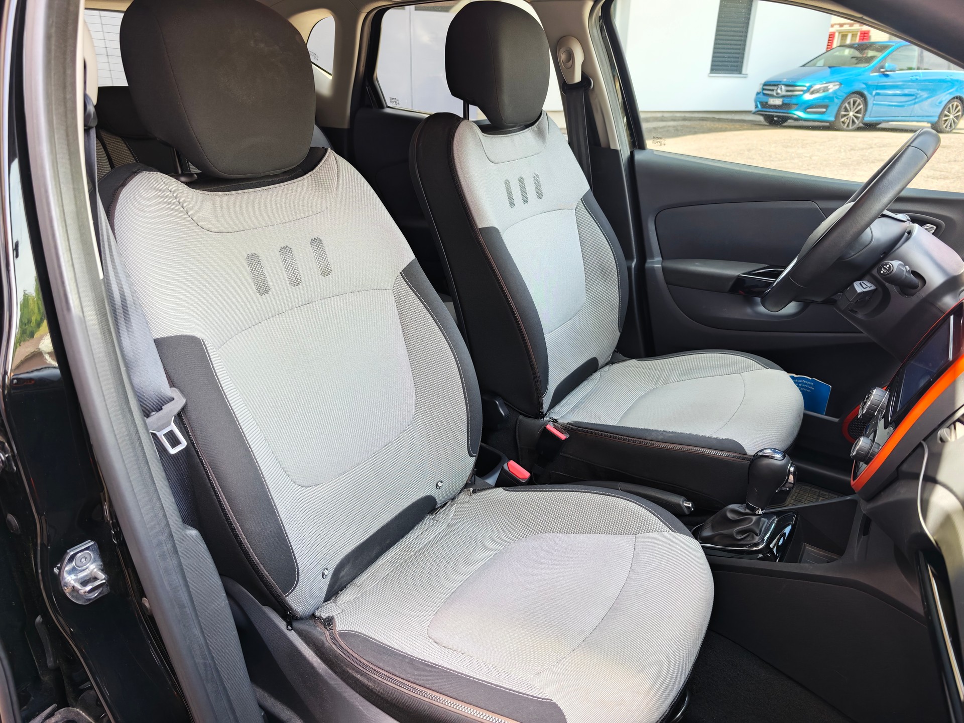 RENAULT Captur 1.2 T 16V Dynamique EDC-image-5