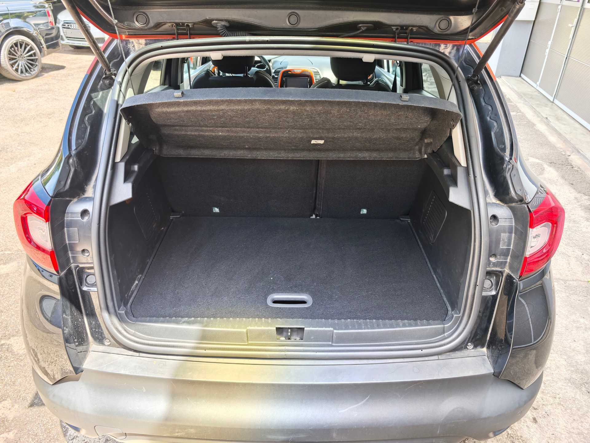 RENAULT Captur 1.2 T 16V Dynamique EDC-image-14