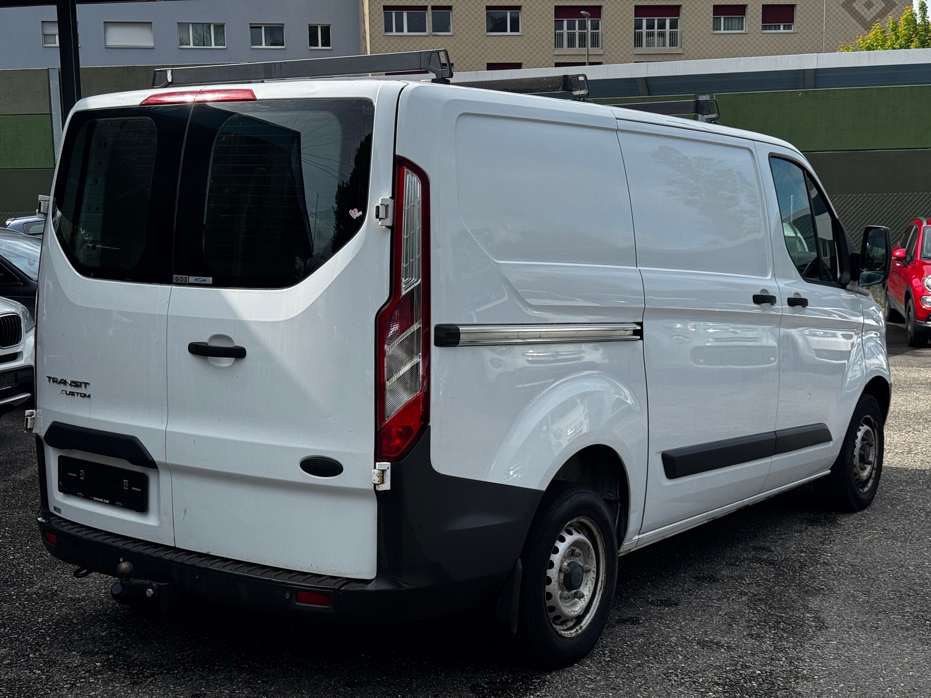 FORD Transit Custom Van 250 L1H1 Ambiente-image-4