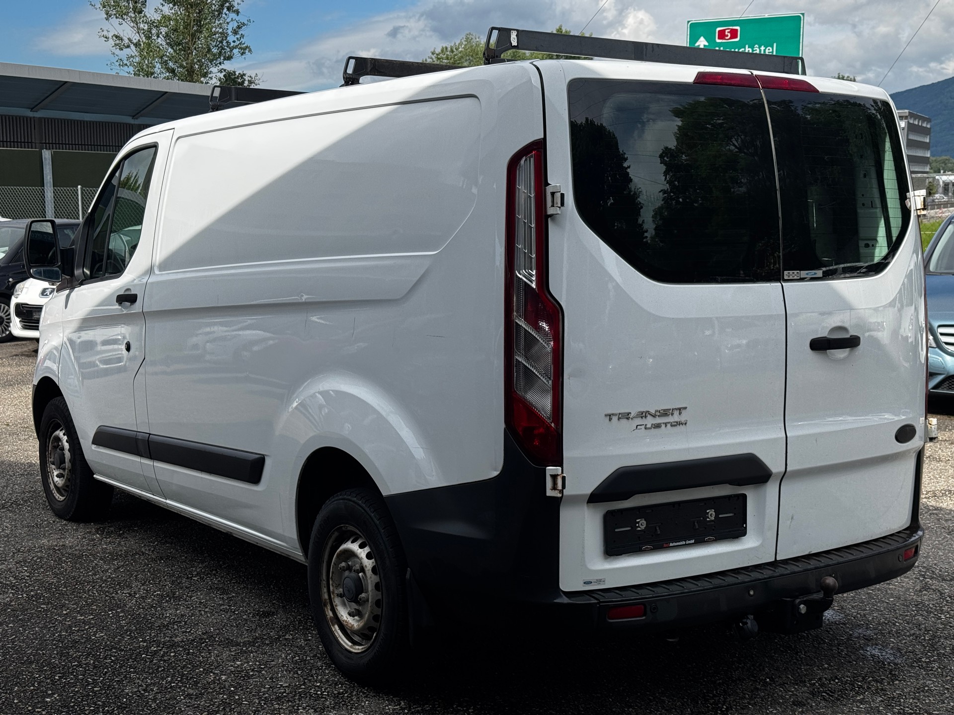 FORD Transit Custom Van 250 L1H1 Ambiente-image-6