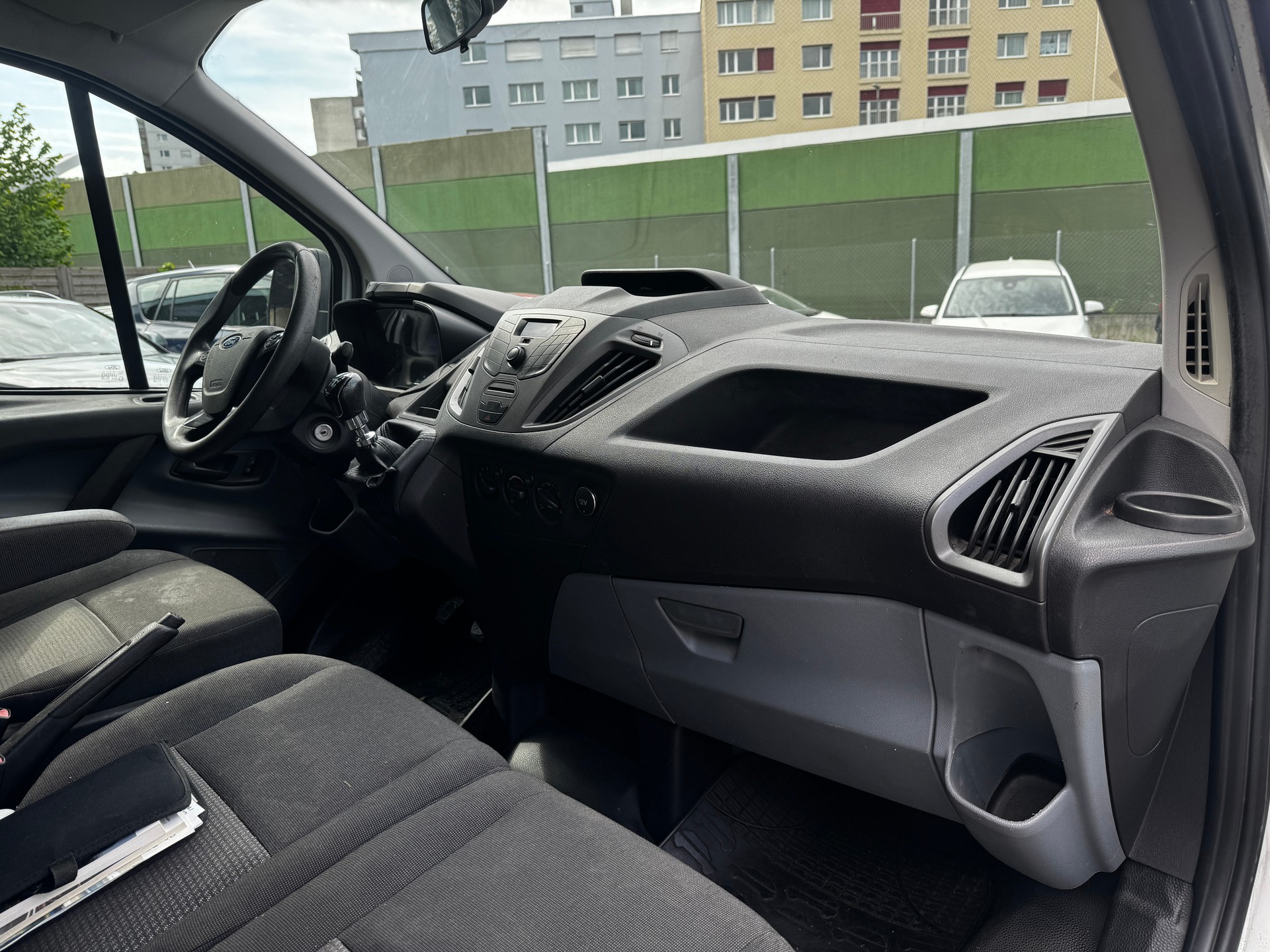 FORD Transit Custom Van 250 L1H1 Ambiente-image-9