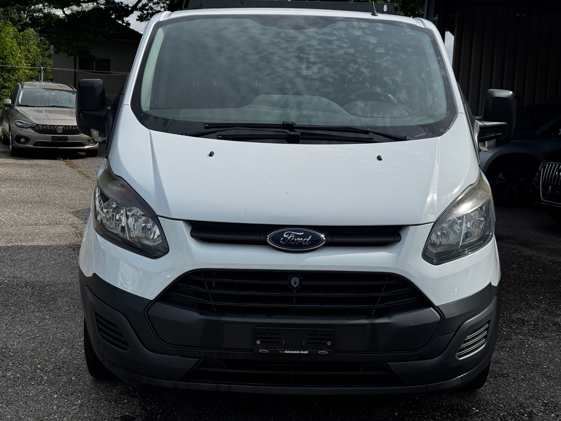 FORD Transit Custom Van 250 L1H1 Ambiente-image-0
