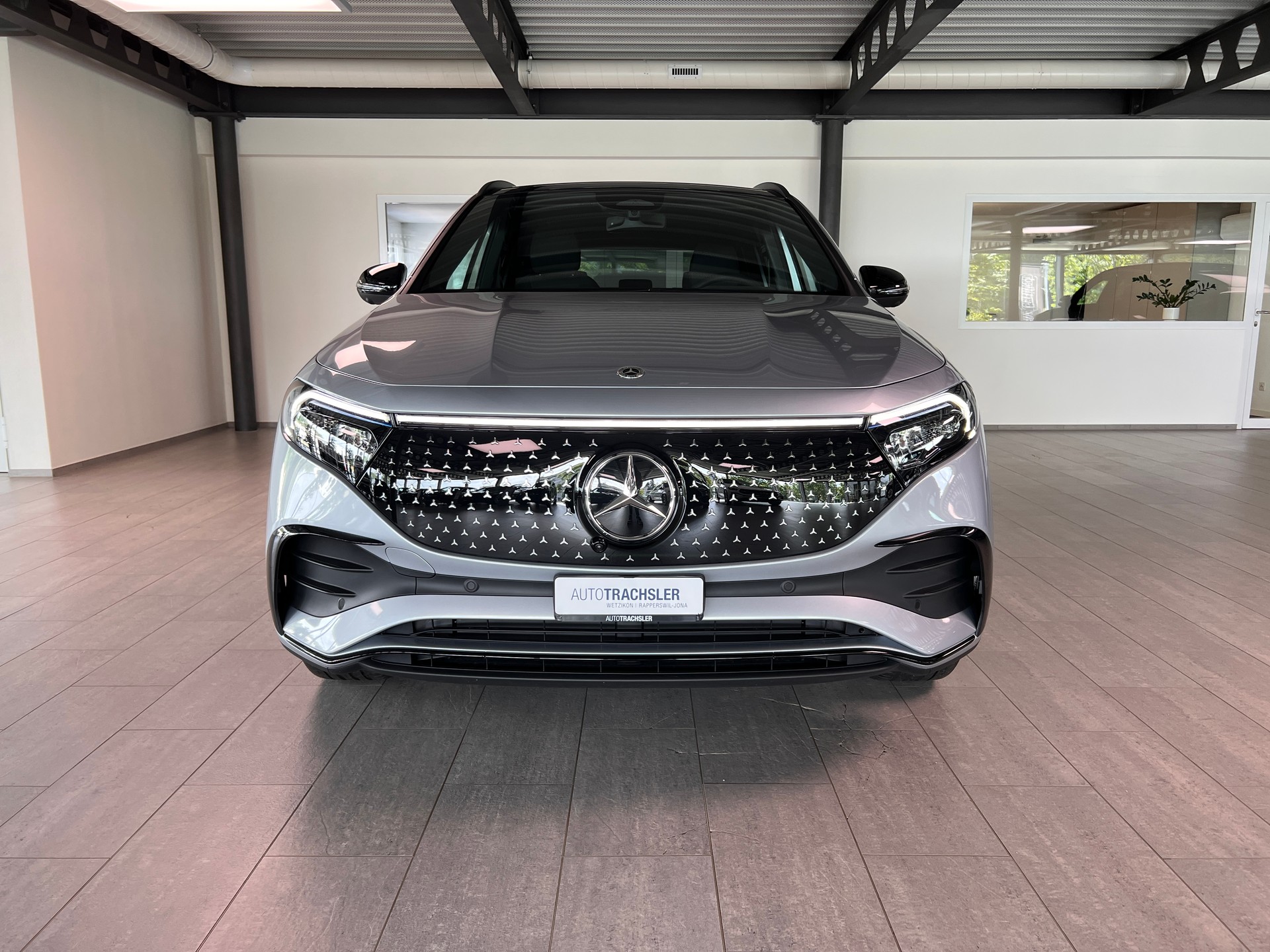 MERCEDES-BENZ EQA 350 66,5 kWh 4Matic Excellence-image-1
