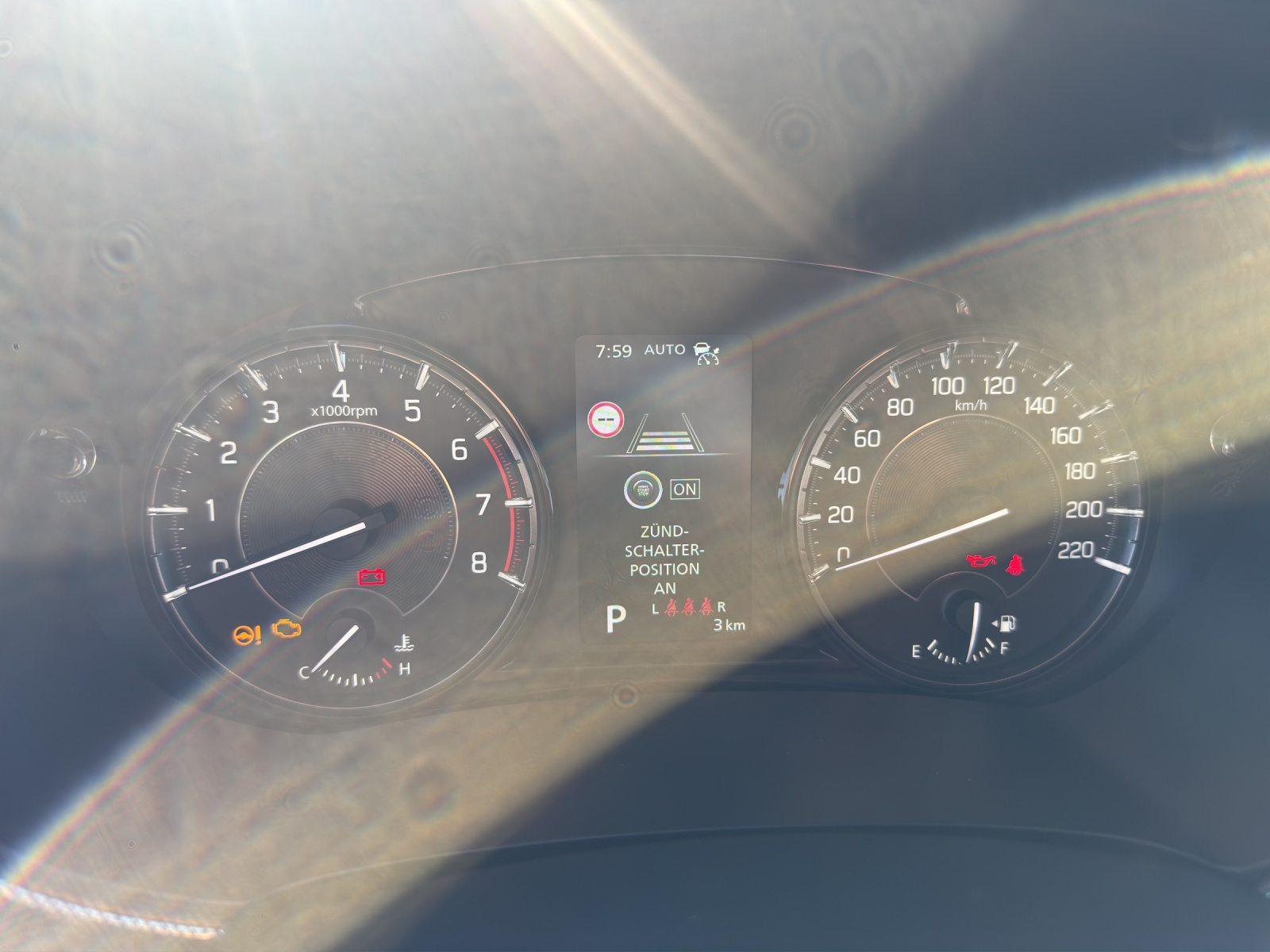 SUZUKI Vitara 1.4 Boosterjet Compact + 4x4 Hybrid Automatic-image-9