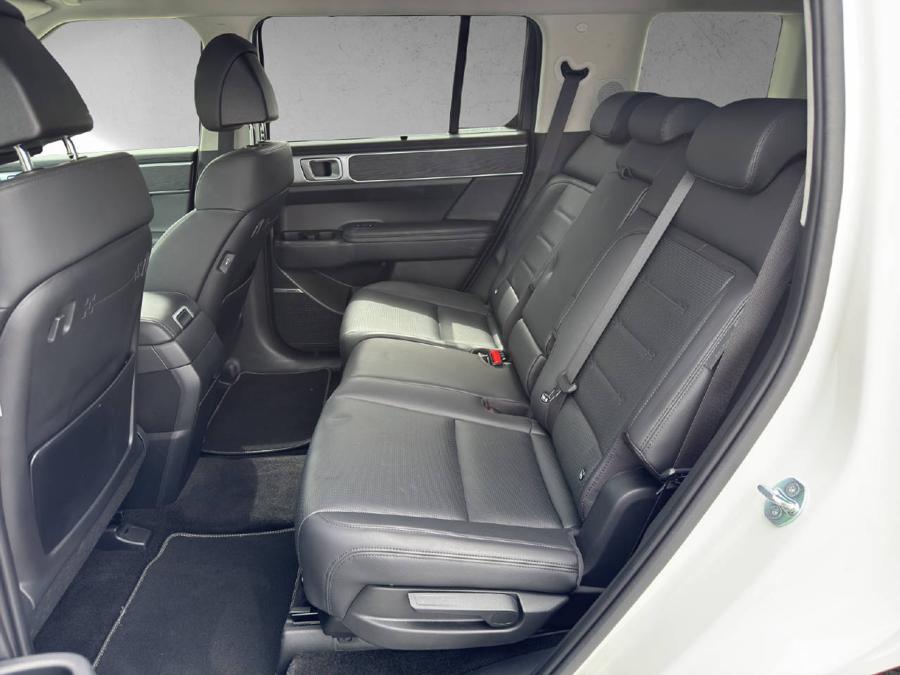 HYUNDAI Santa Fe 1.6 T-GDi HEV Vertex MY25-image-10
