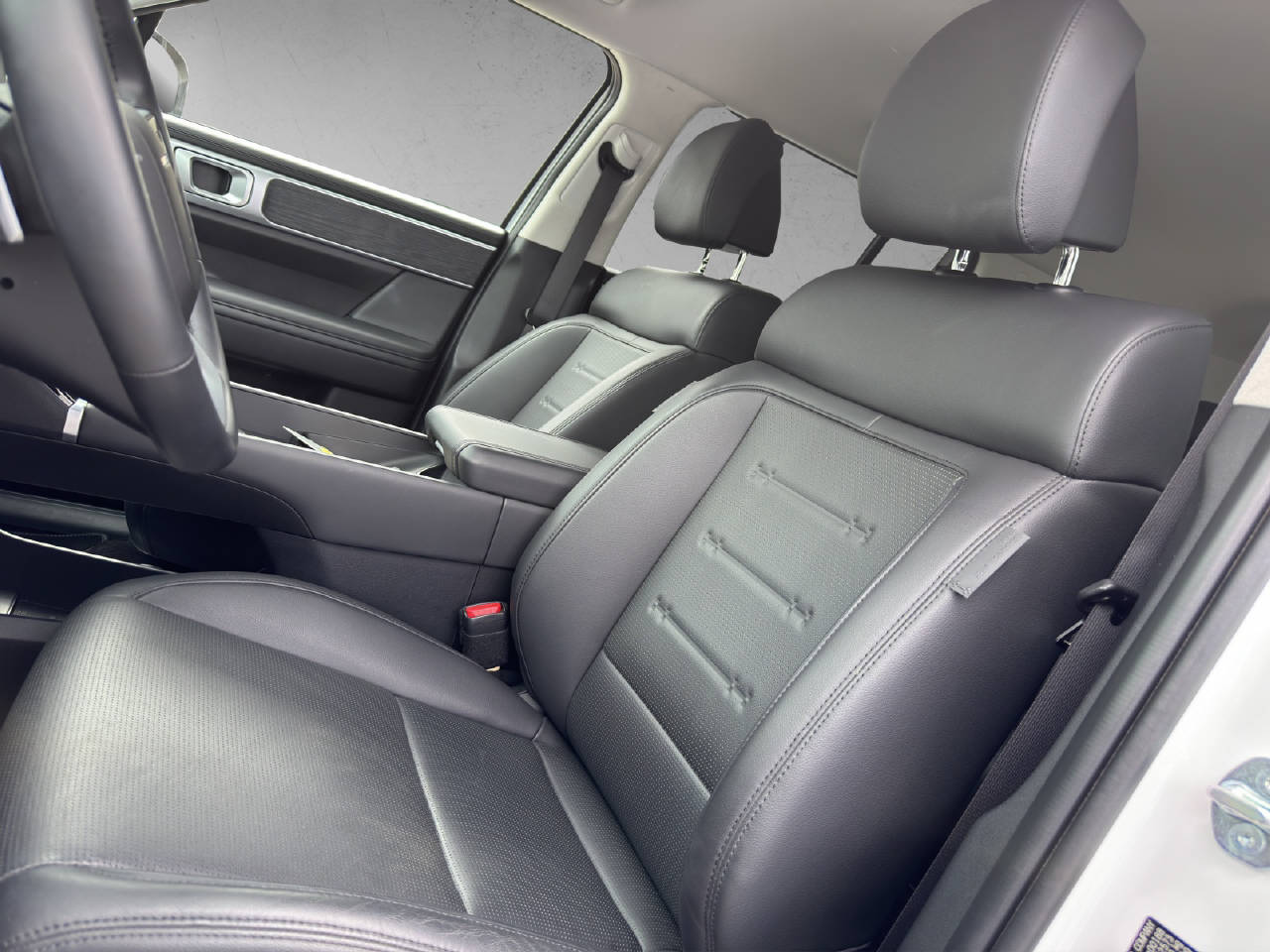 HYUNDAI Santa Fe 1.6 T-GDi HEV Vertex MY25-image-4