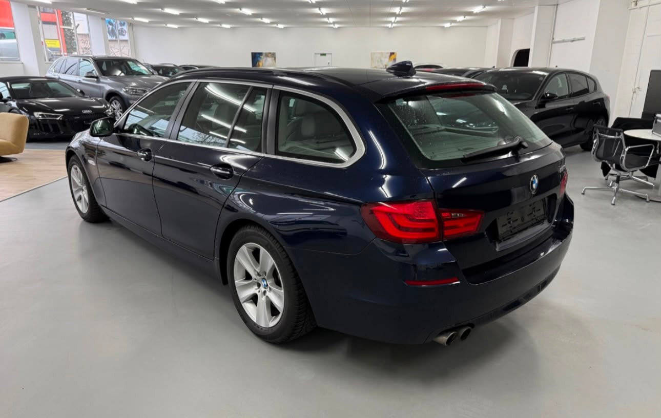 BMW 530d Touring Steptronic-image-2