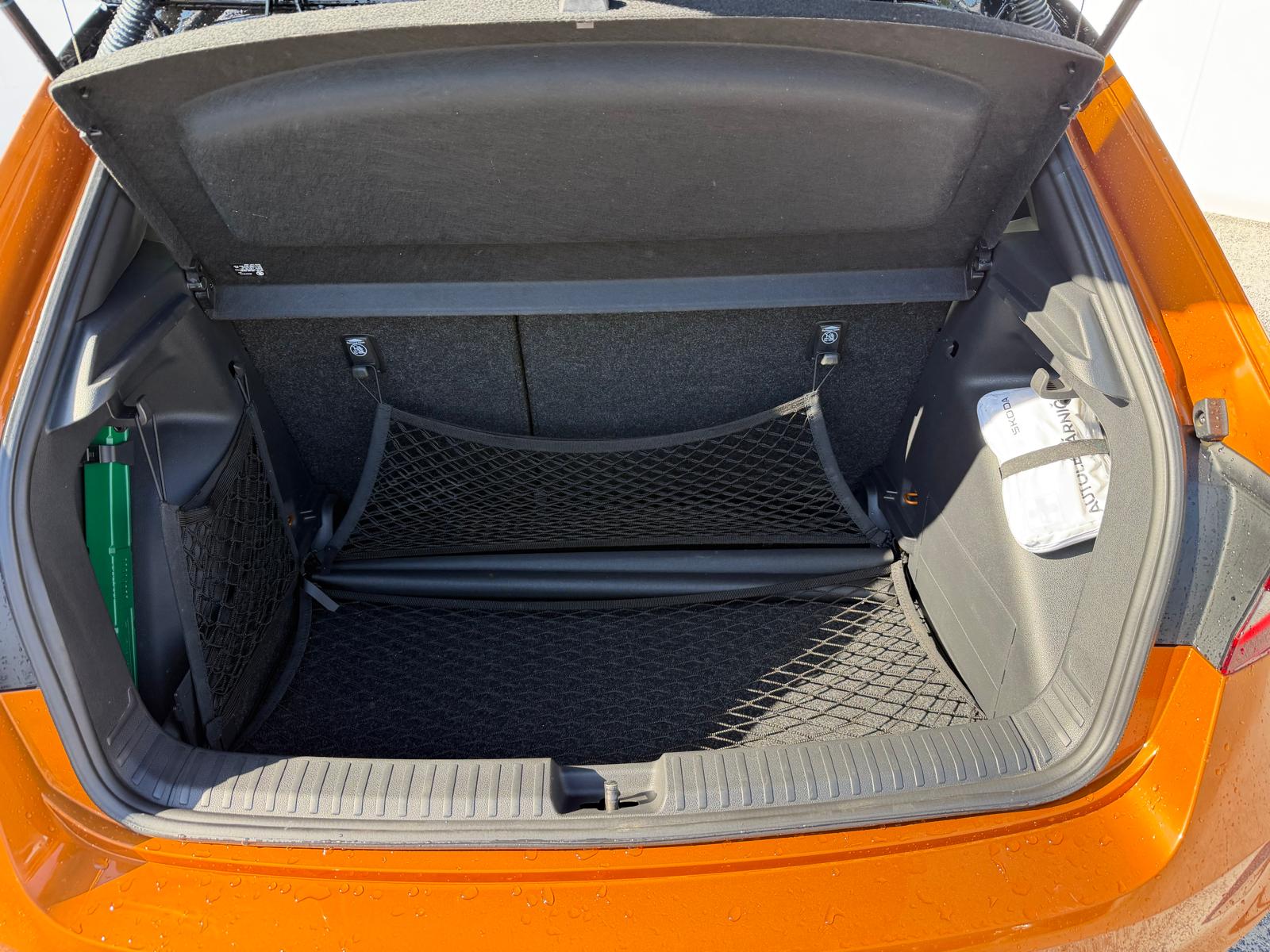 SKODA Fabia 1.0 TSI Monte Carlo DSG-image-9