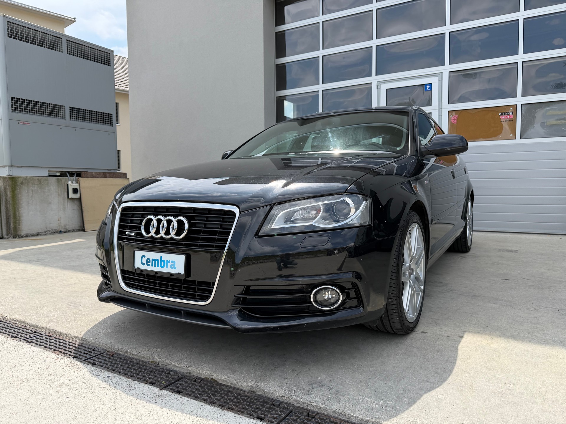 AUDI A3 Sportback 1.8 TFSI Ambiente quattro-image-0