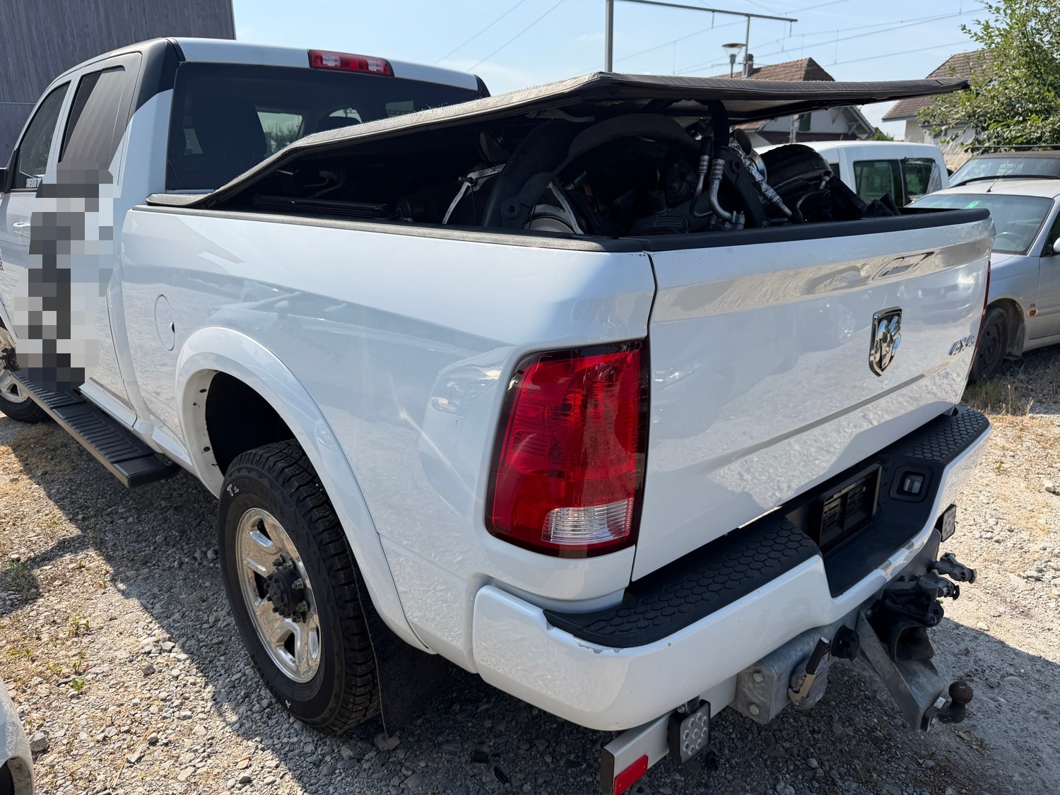 DODGE Crew Cab Cummins-image-3