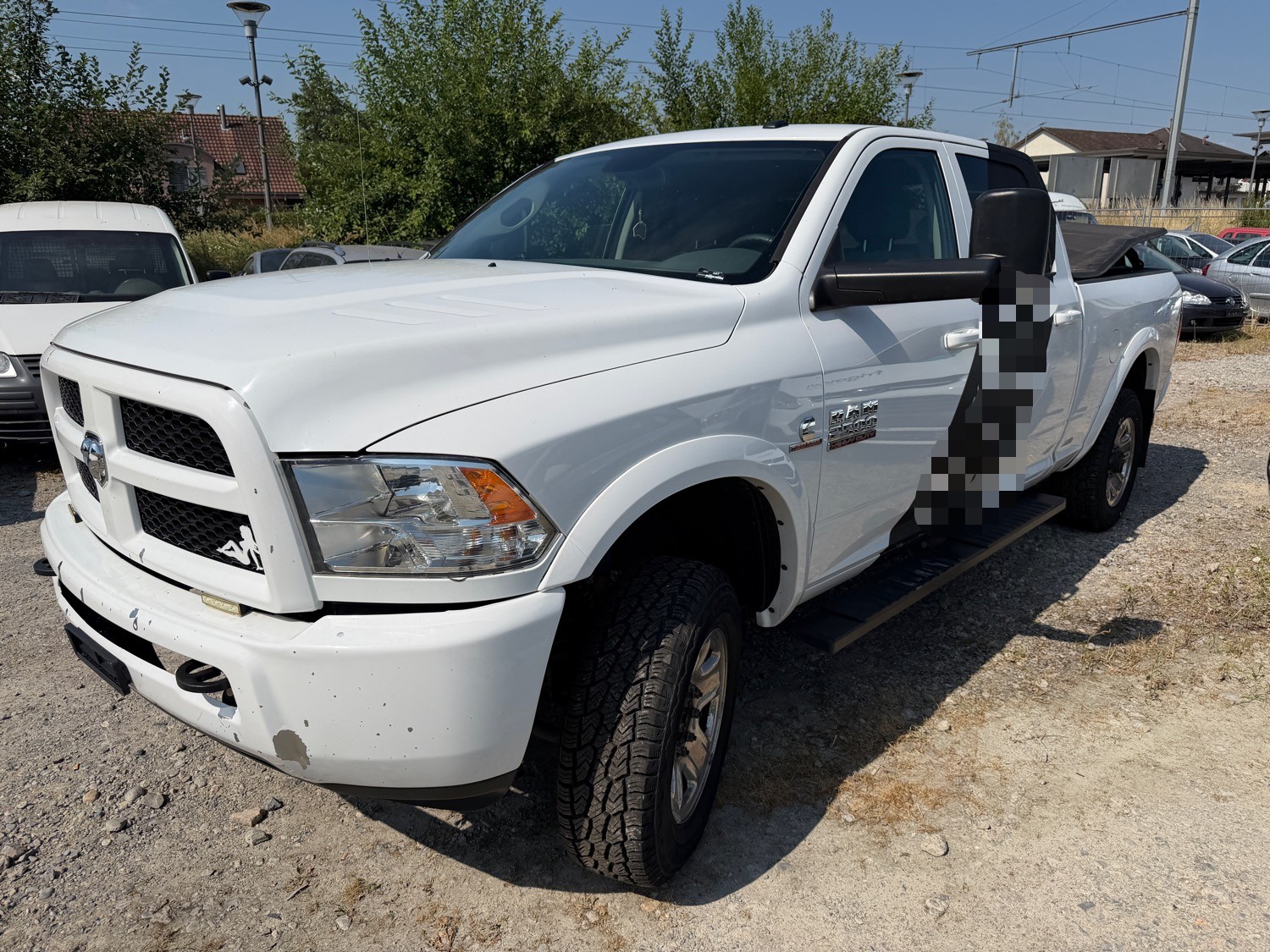 DODGE Crew Cab Cummins-image-0