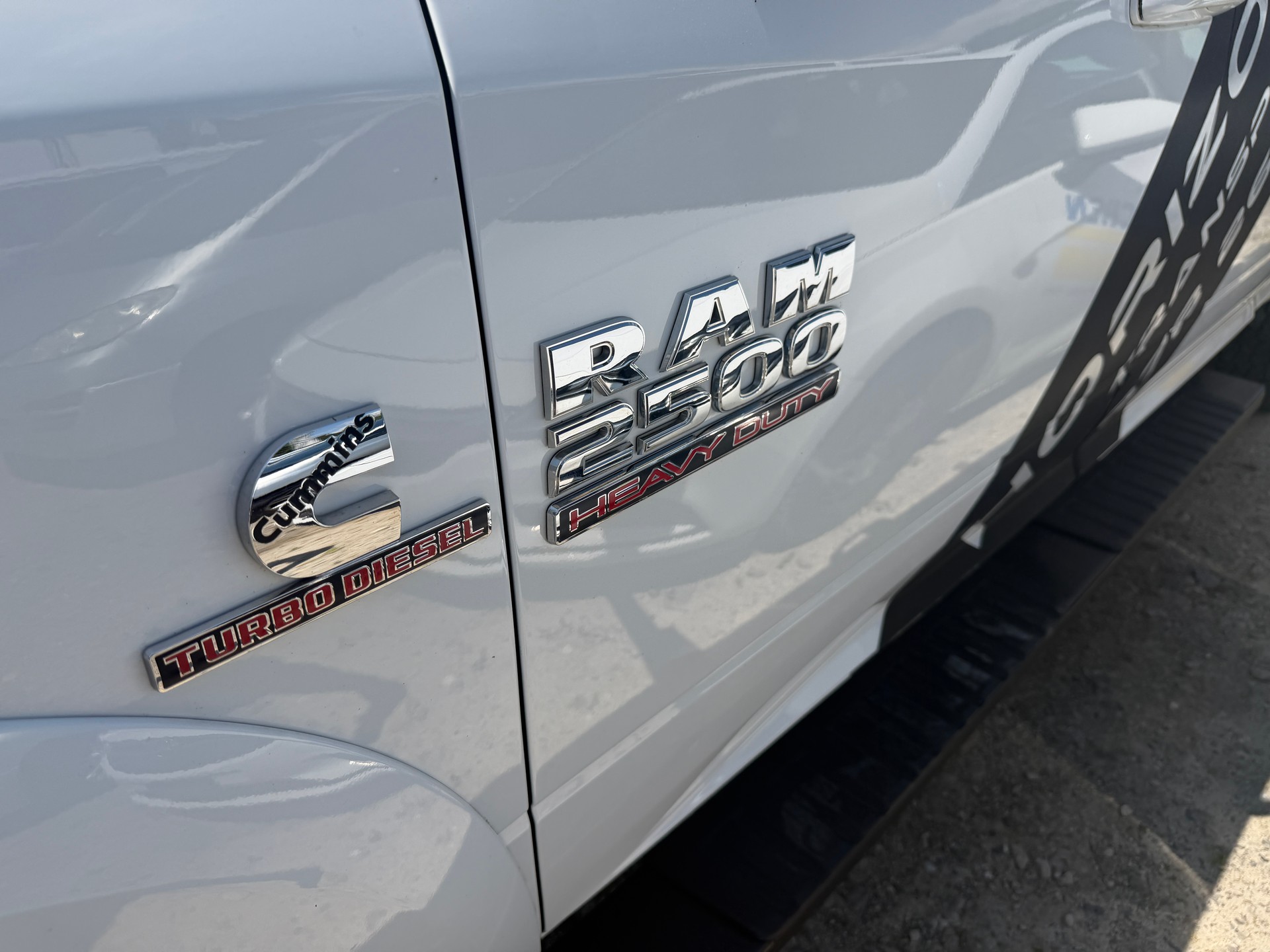 DODGE Crew Cab Cummins-image-4