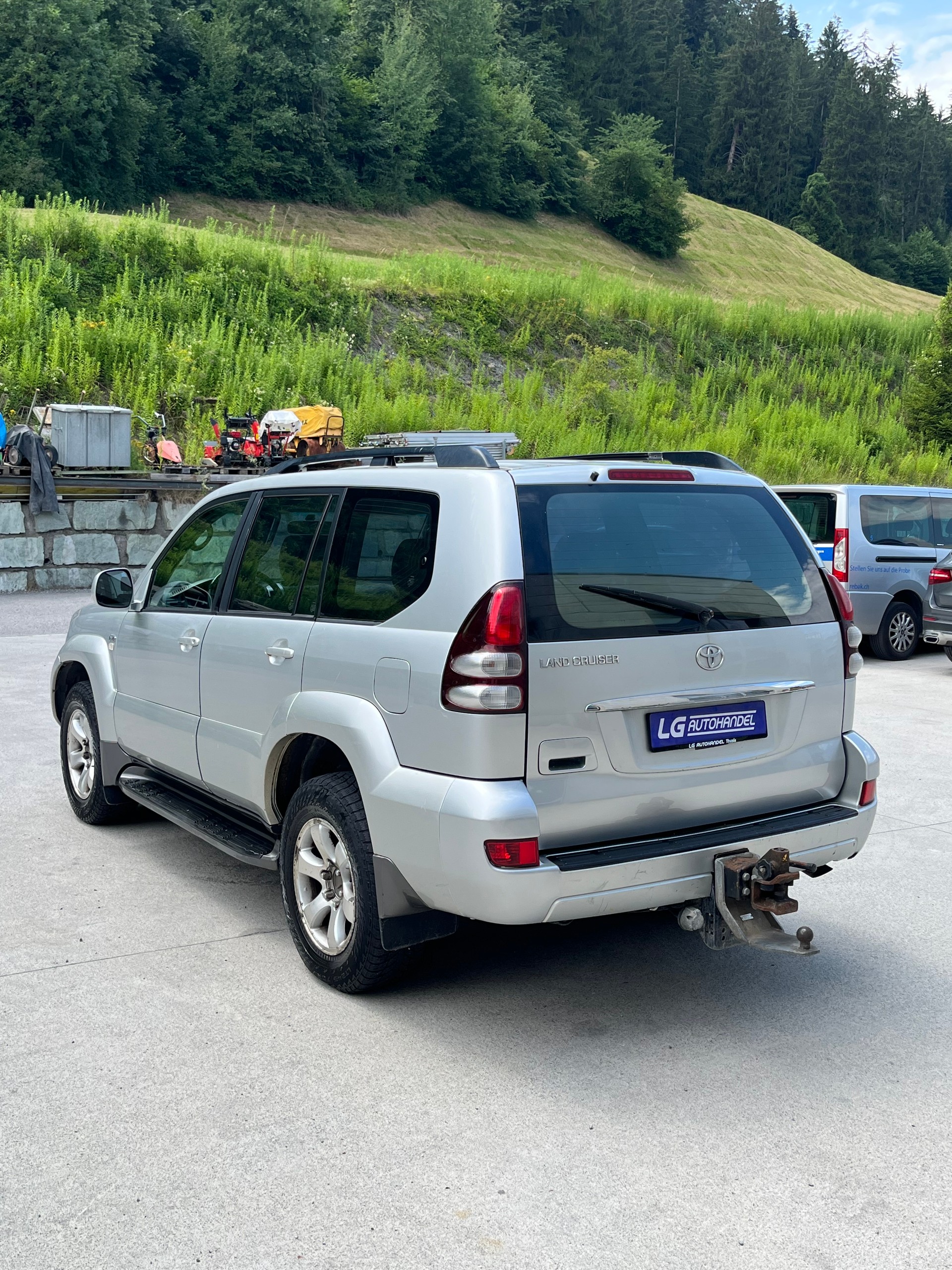 TOYOTA Land Cruiser 3.0 TD Linea Sol Executive-image-6