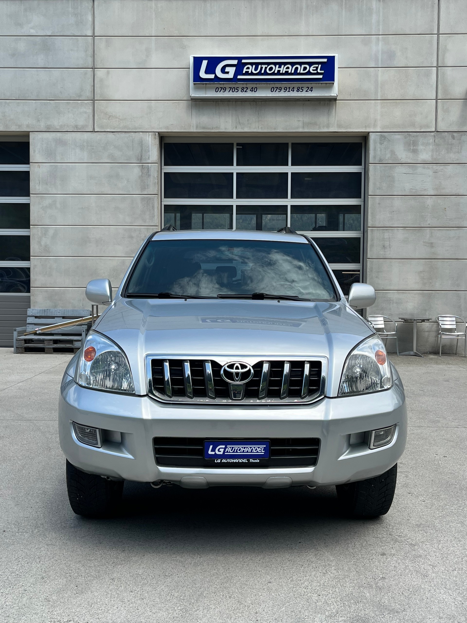 TOYOTA Land Cruiser 3.0 TD Linea Sol Executive-image-2