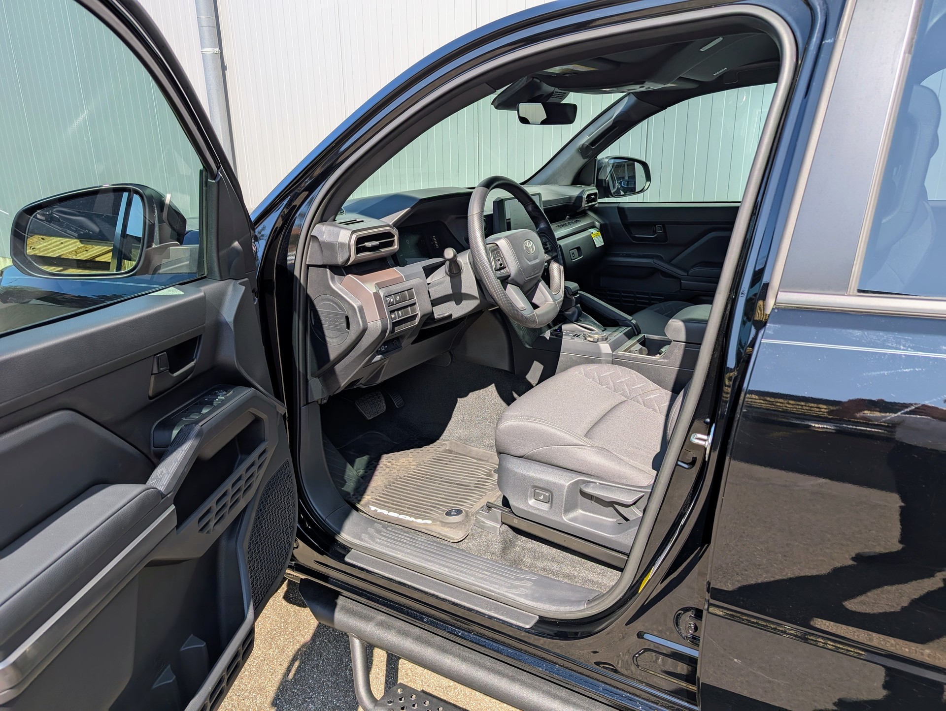 TOYOTA Tacoma Double Cab 4WD-image-2