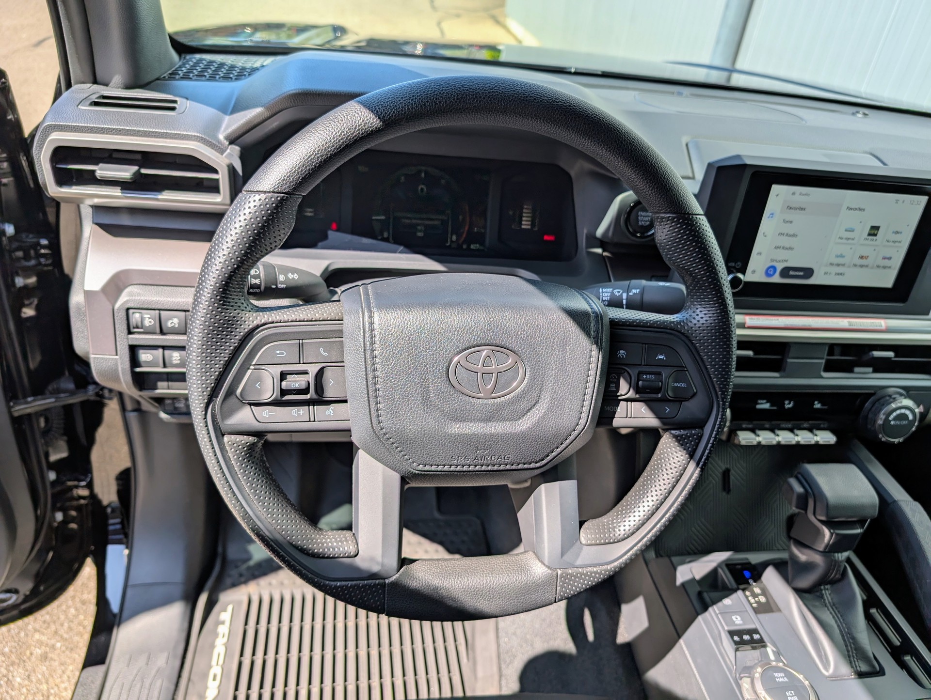 TOYOTA Tacoma Double Cab 4WD-image-4