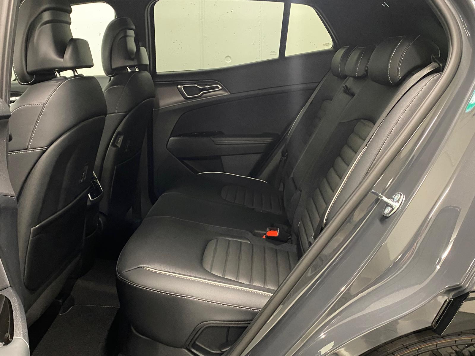 KIA Sportage 1.6 T-GDi PHEV GT-Line-image-9