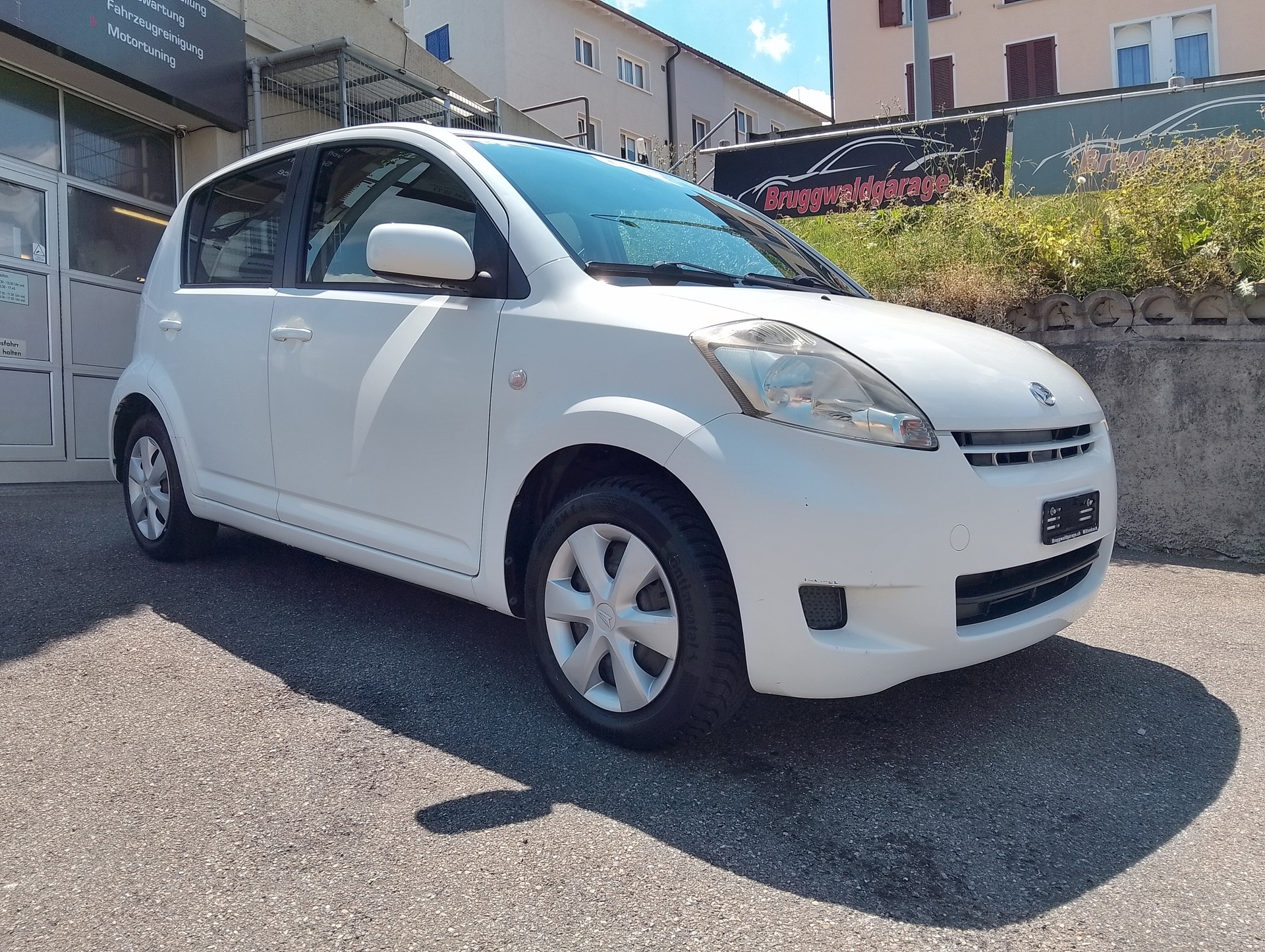 DAIHATSU Sirion 1.3 eco-4WD-image-4