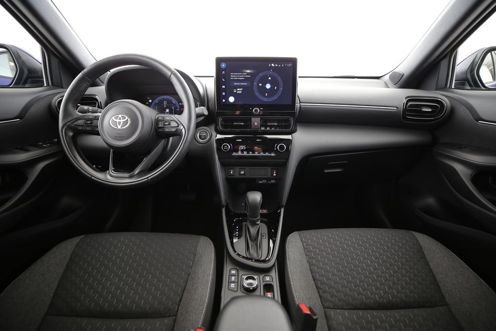 TOYOTA Yaris Cross 1.5 VVT-i HSD Trend AWD-i-image-4