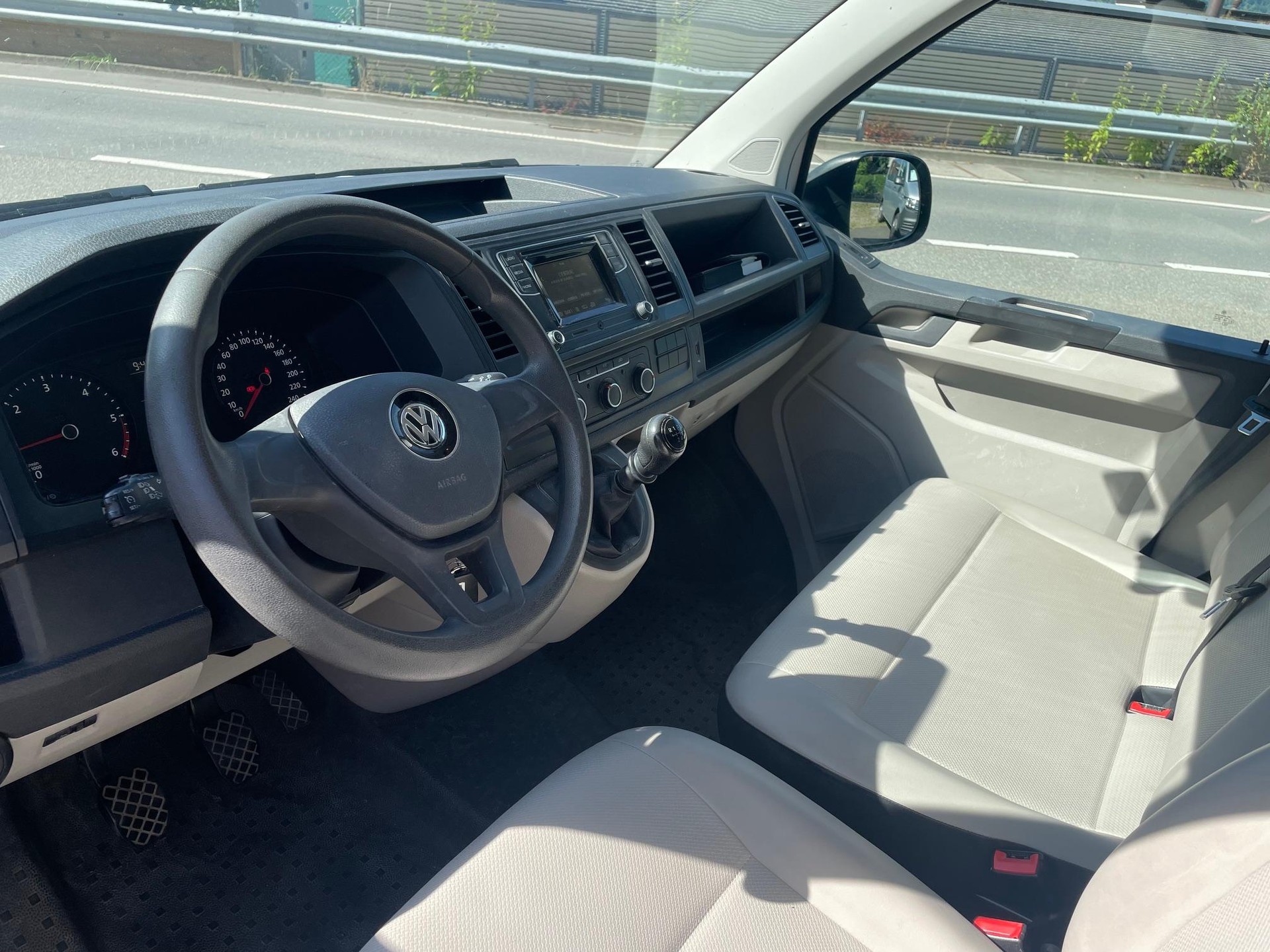 VW T6 Kaw. 3000 2.0 TDI 84-image-6