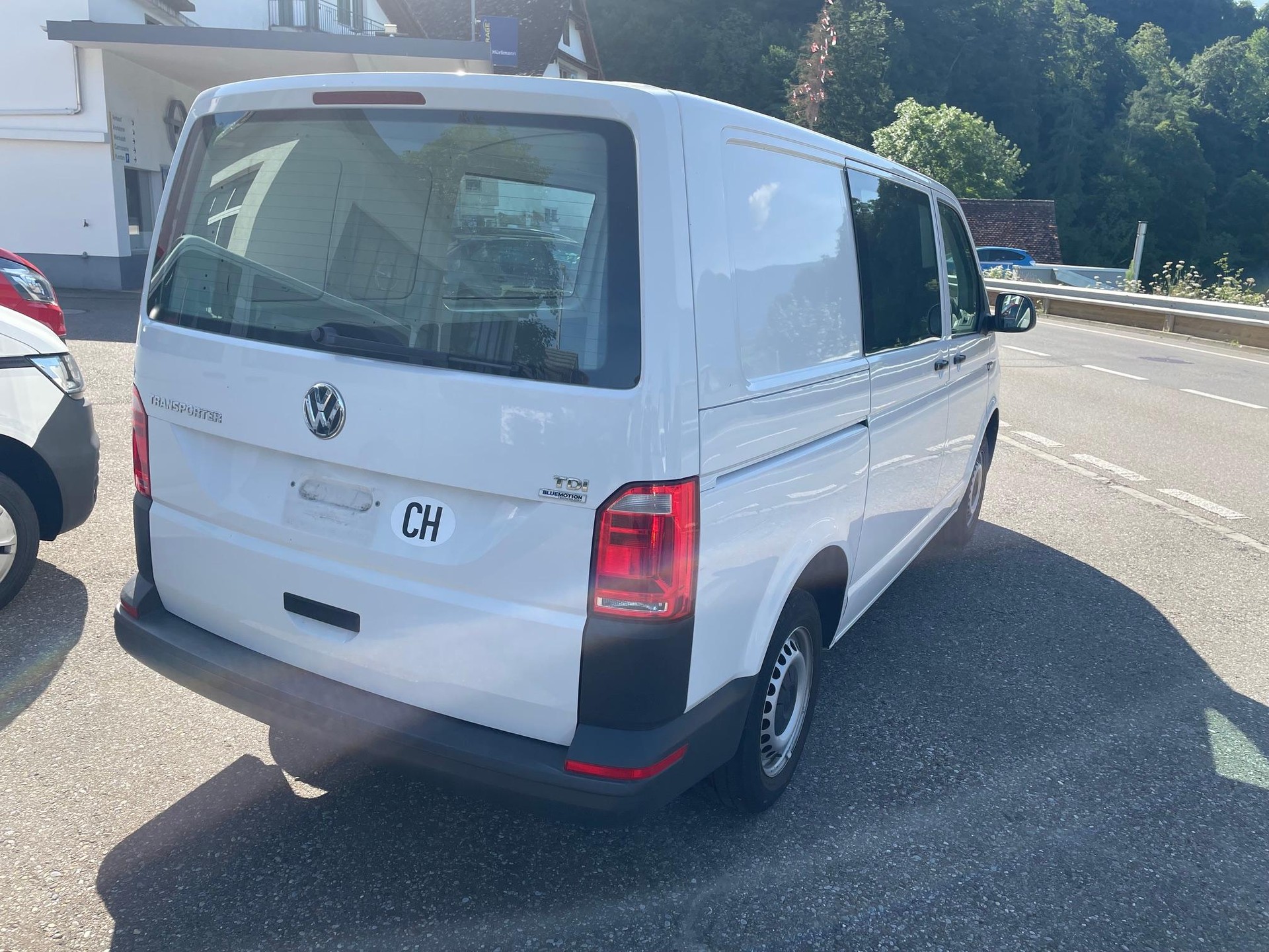 VW T6 Kaw. 3000 2.0 TDI 84-image-2