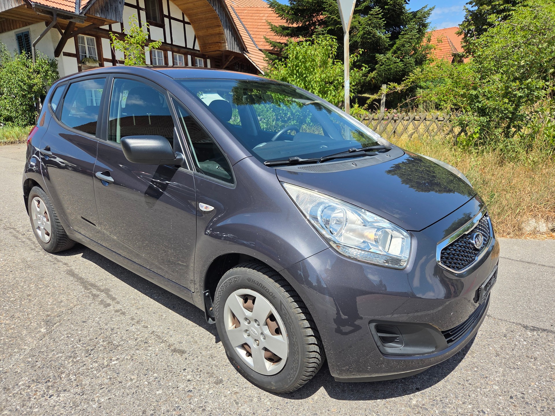 KIA VENGA-image-2
