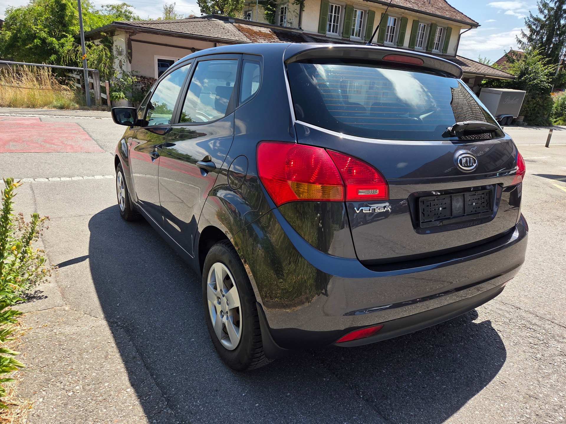 KIA VENGA-image-5