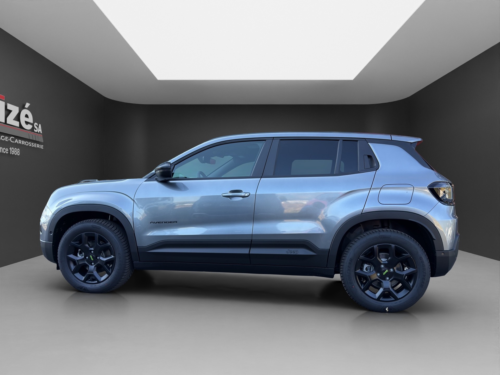 JEEP Avenger 1.2 Turbo MHEV Overland Leather 4xe-image-3