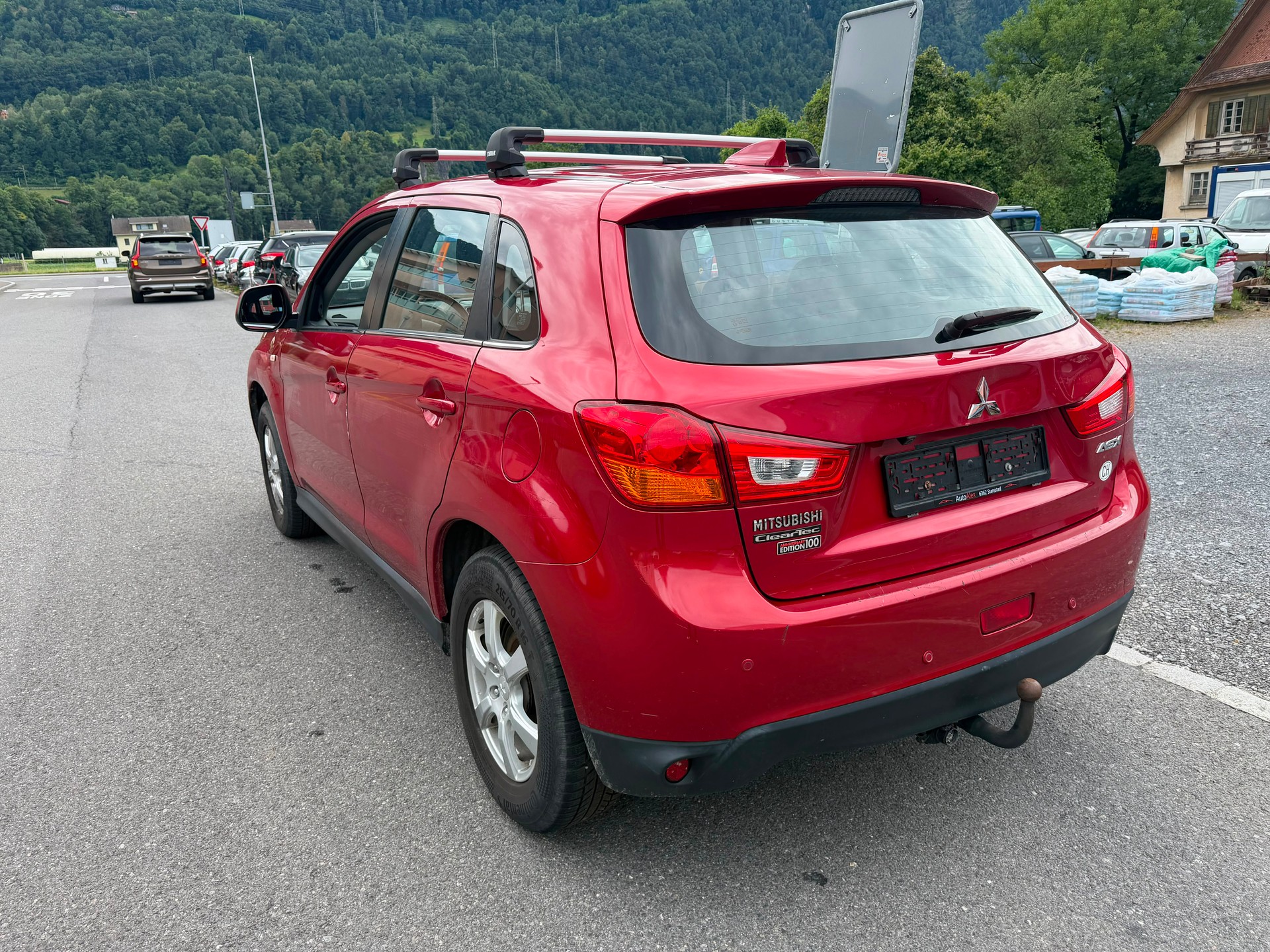 MITSUBISHI ASX 1.6 DID Value Anniversary 4WD-image-3