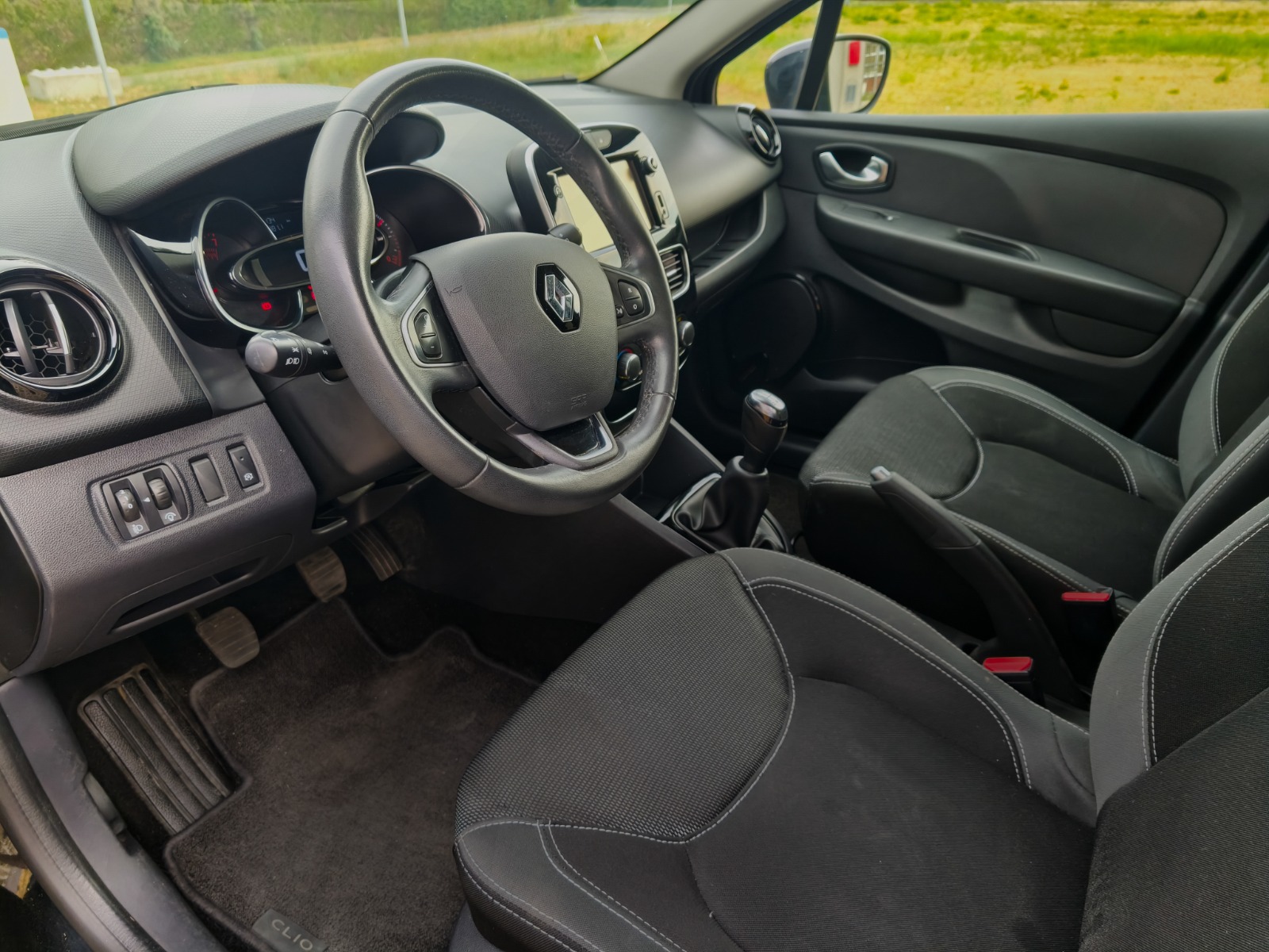 RENAULT Clio Grandtour 0.9 12V Business Line-image-7