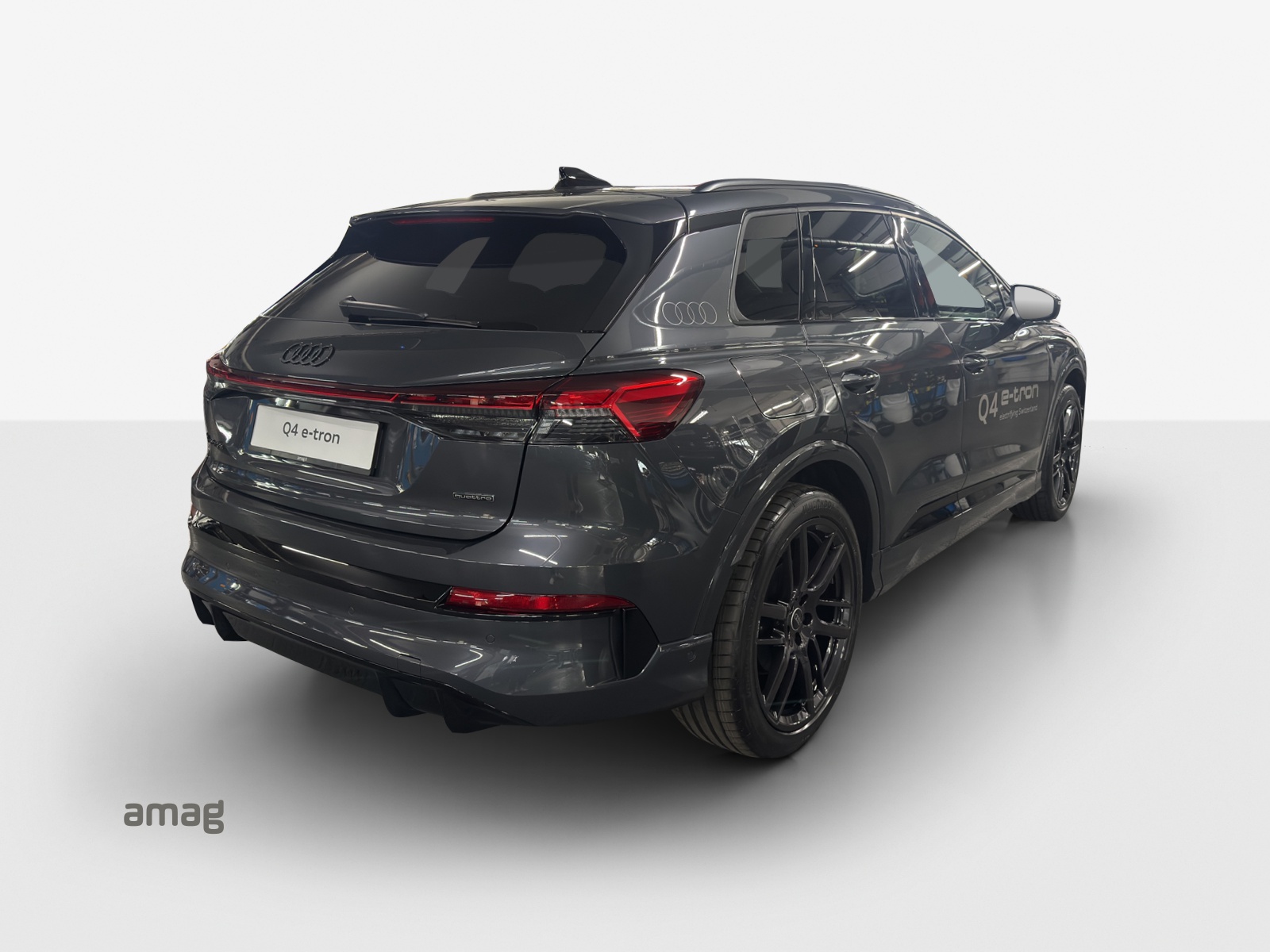 AUDI Q4 e-tron SUV quattro performance-image-4