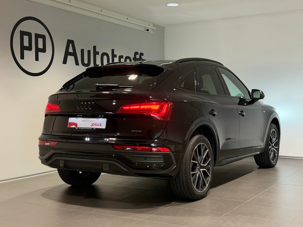 AUDI Q5 Sportback 40 TDI Blackedition quattro S-tronic-image-14