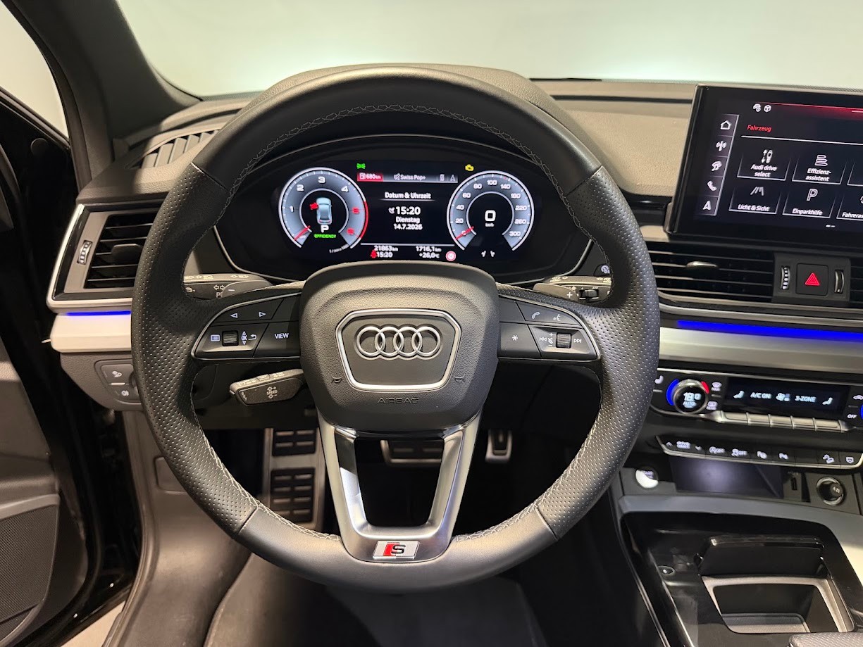 AUDI Q5 Sportback 40 TDI Blackedition quattro S-tronic-image-5