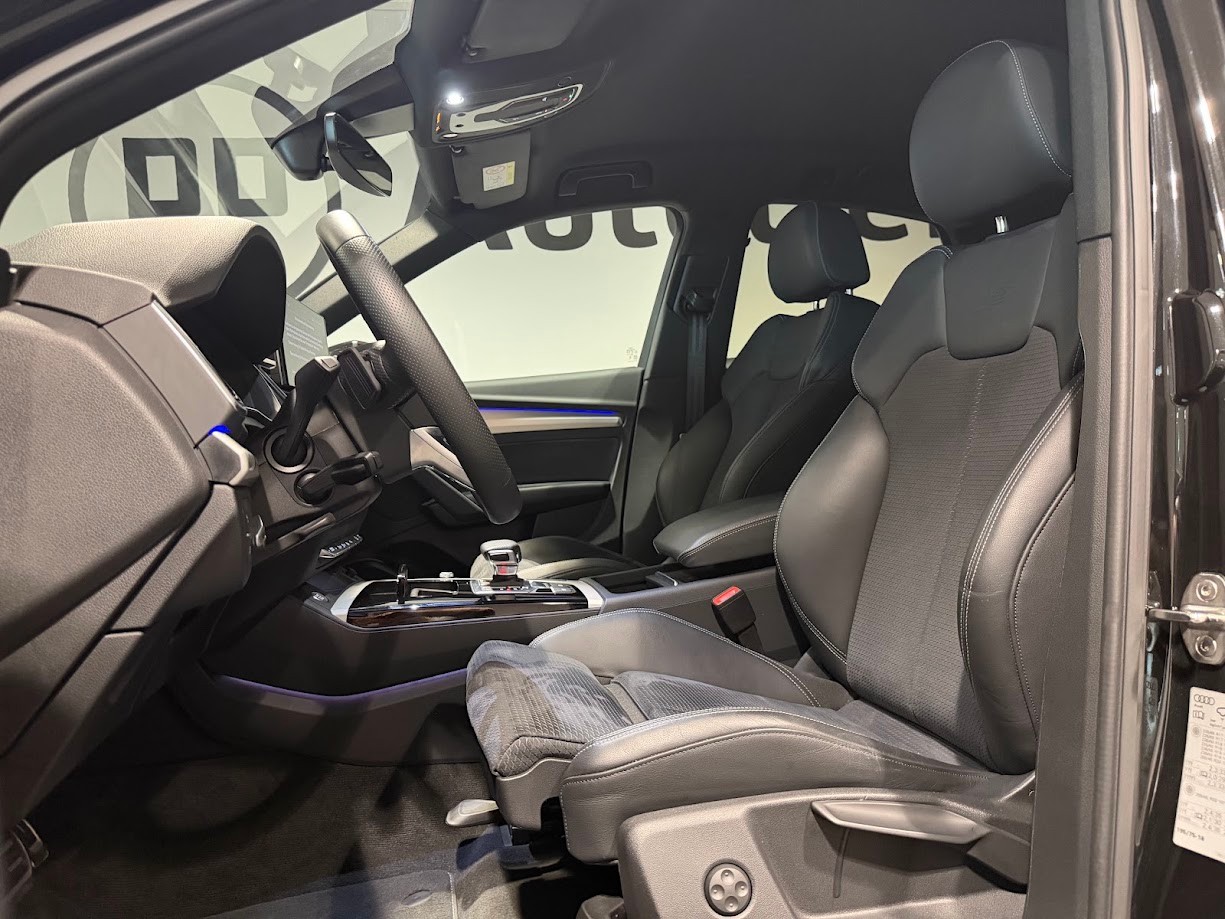 AUDI Q5 Sportback 40 TDI Blackedition quattro S-tronic-image-3