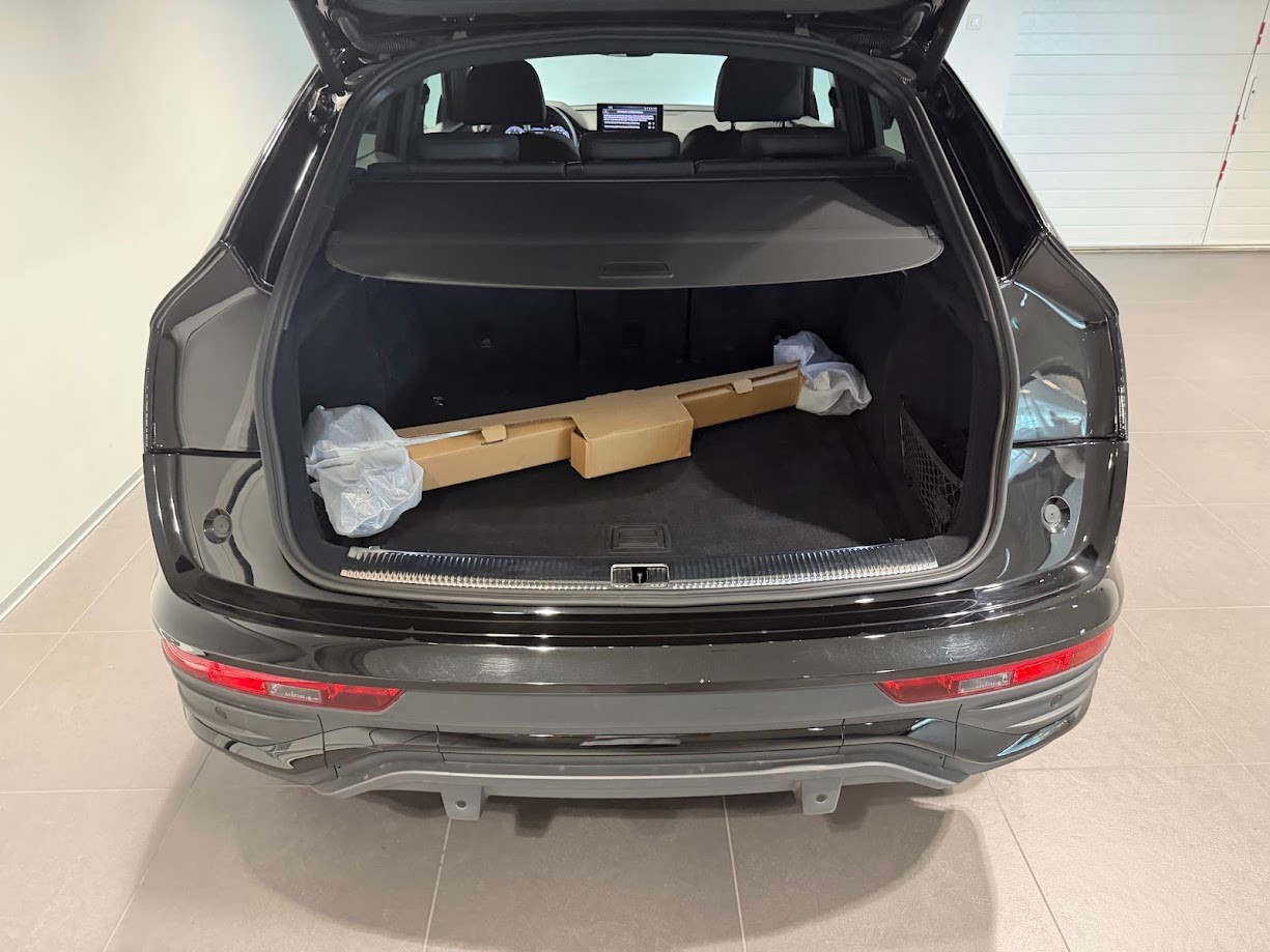 AUDI Q5 Sportback 40 TDI Blackedition quattro S-tronic-image-12