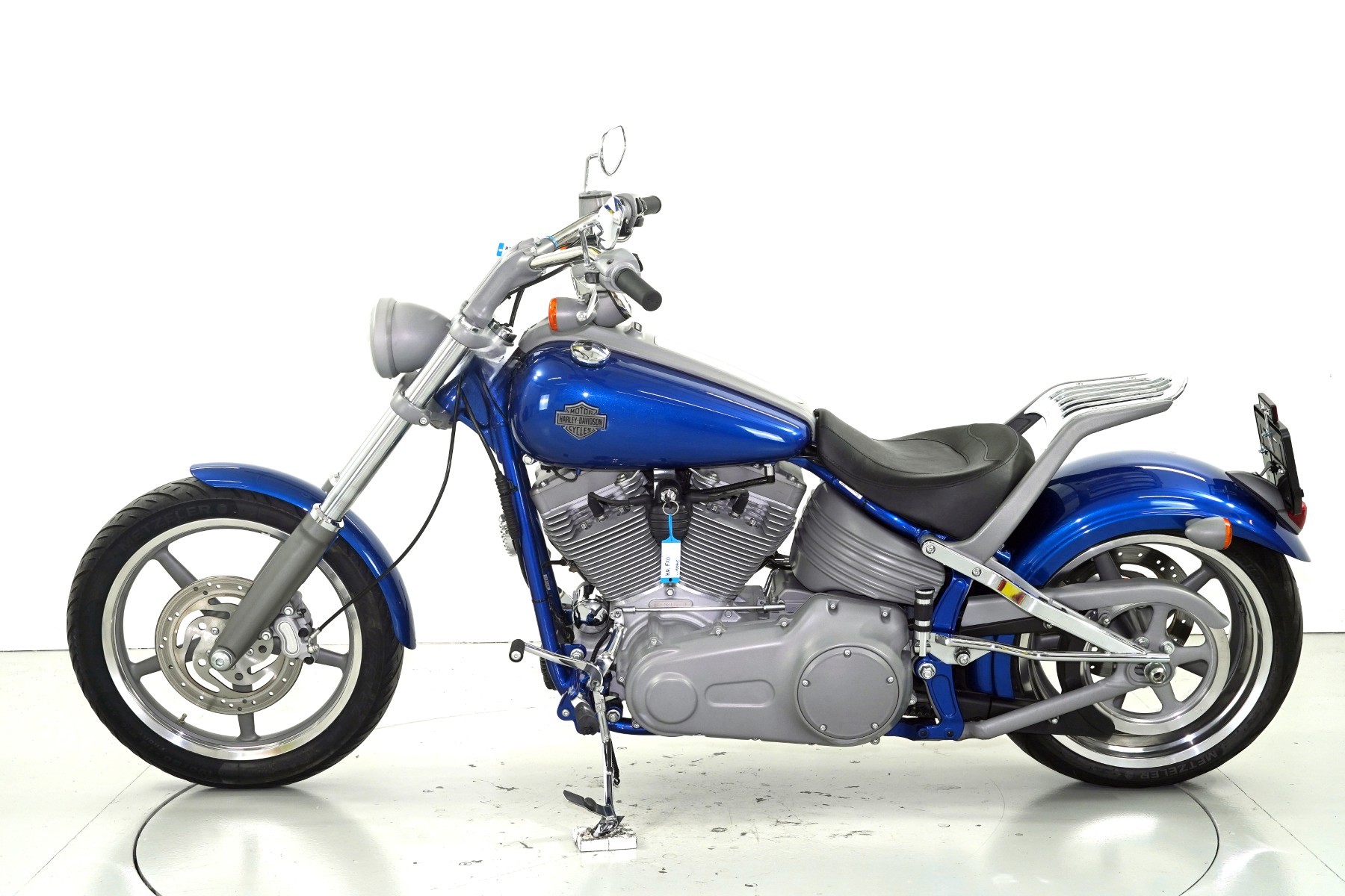 HARLEY-DAVIDSON FXCW-image-4