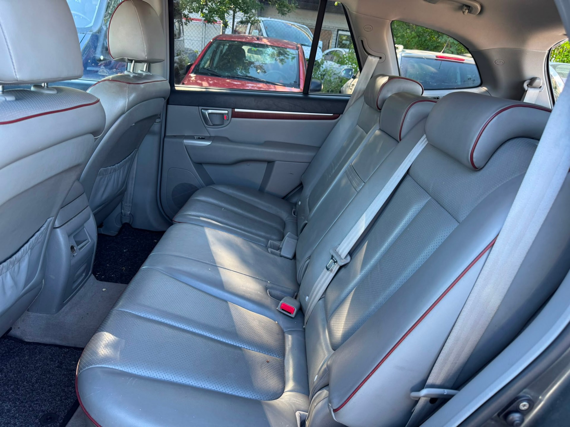 HYUNDAI Santa Fe 2.7 V6 Premium 4WD-image-8
