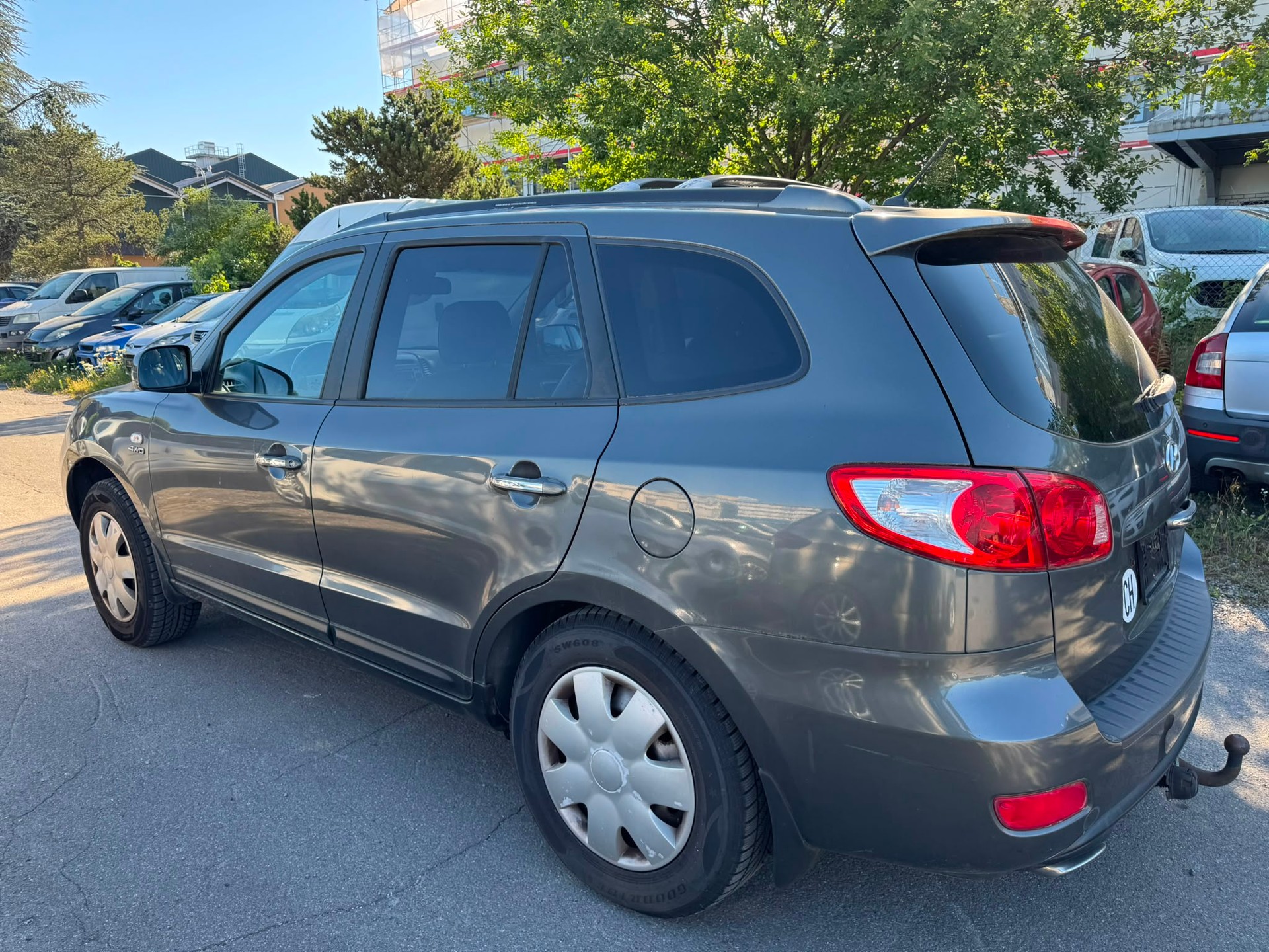 HYUNDAI Santa Fe 2.7 V6 Premium 4WD-image-4