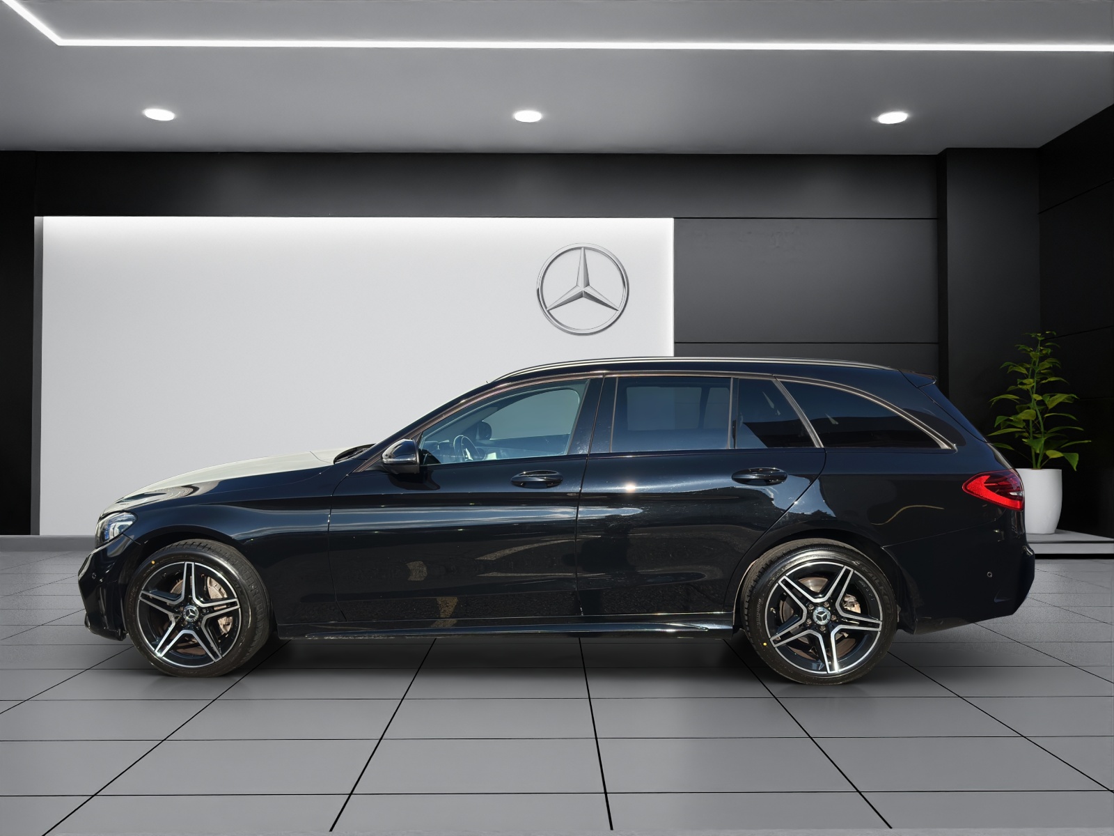 MERCEDES-BENZ C 200 Swiss Star AMG L.4M-showroom-element-1