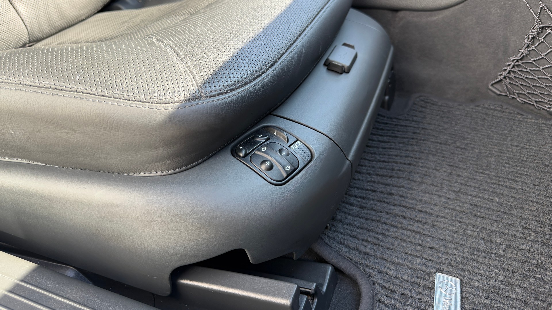 MERCEDES-BENZ CL 500 Automatic-image-21