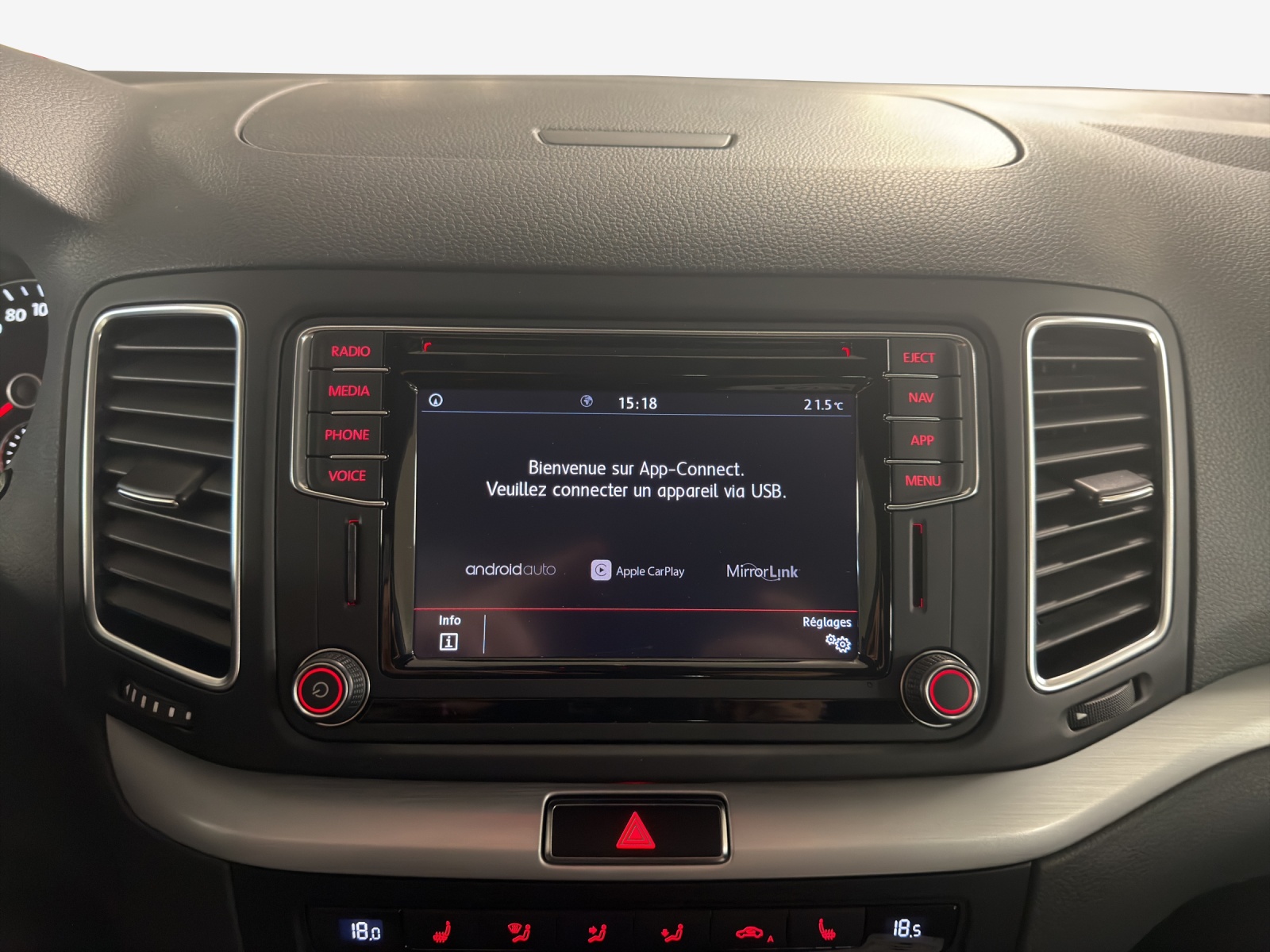 VW Sharan 2.0 TDI BMT Comfortline 4Motion DSG-image-13