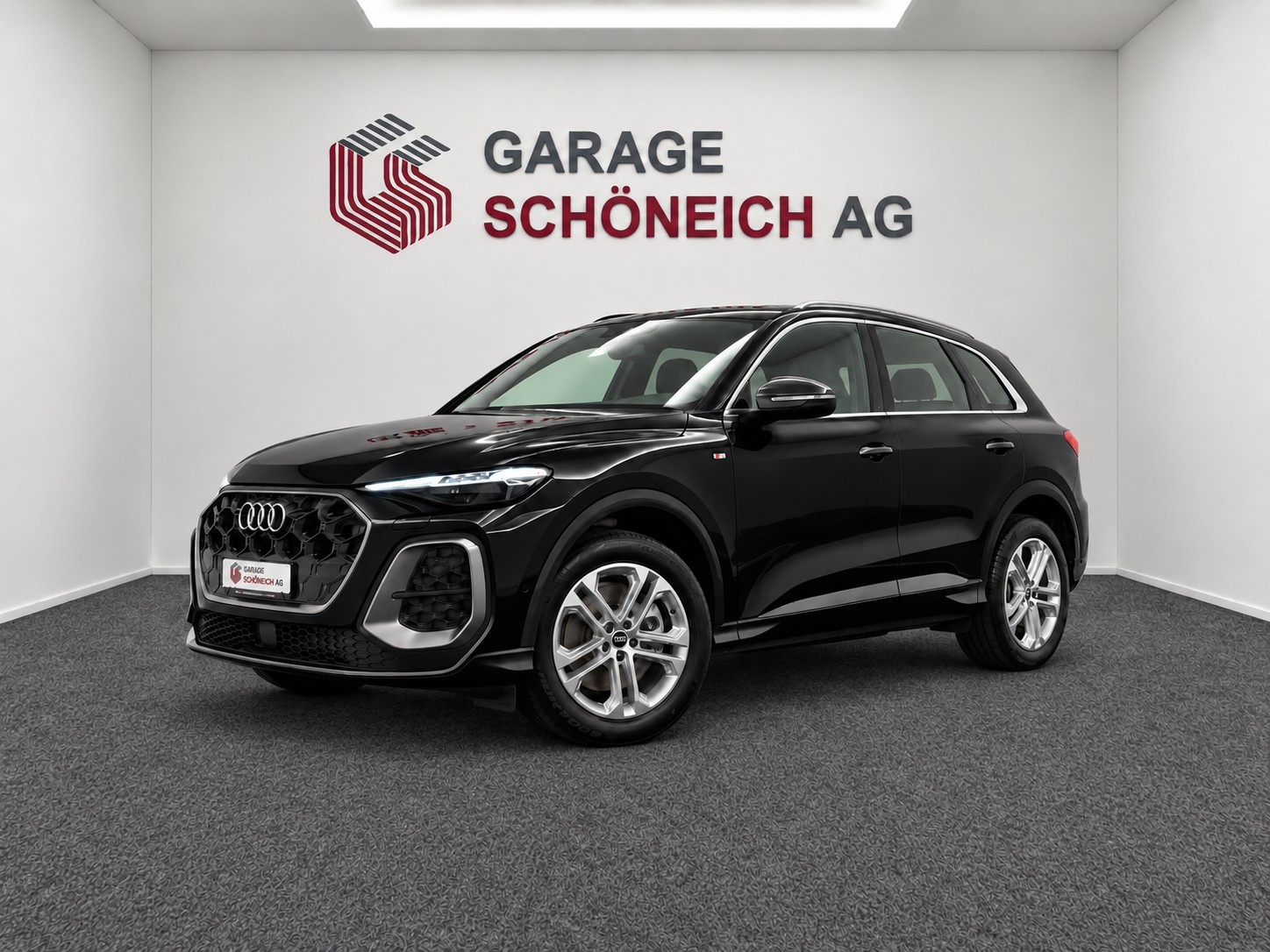 AUDI Q5 SUV 2.0 TDI quattro S-Tronic-image-0