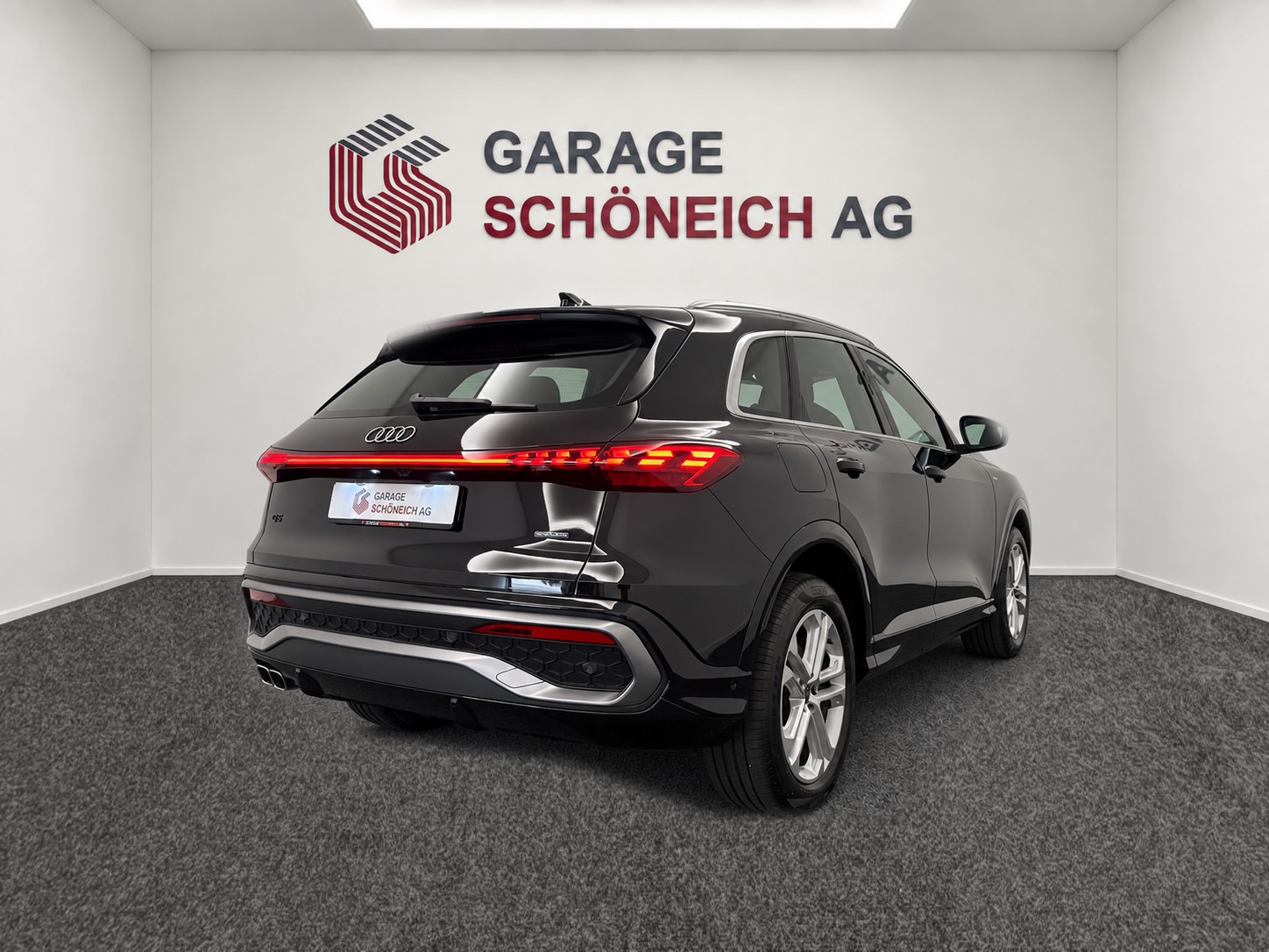 AUDI Q5 SUV 2.0 TDI quattro S-Tronic-image-4