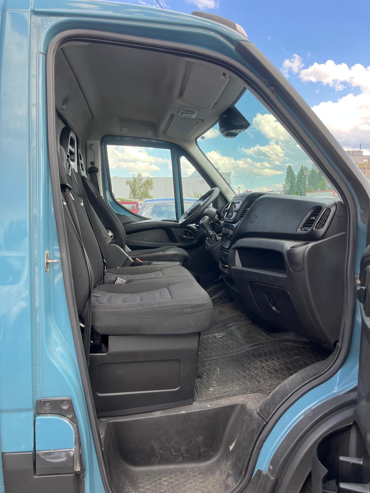 IVECO 35 S 18 A8-image-8