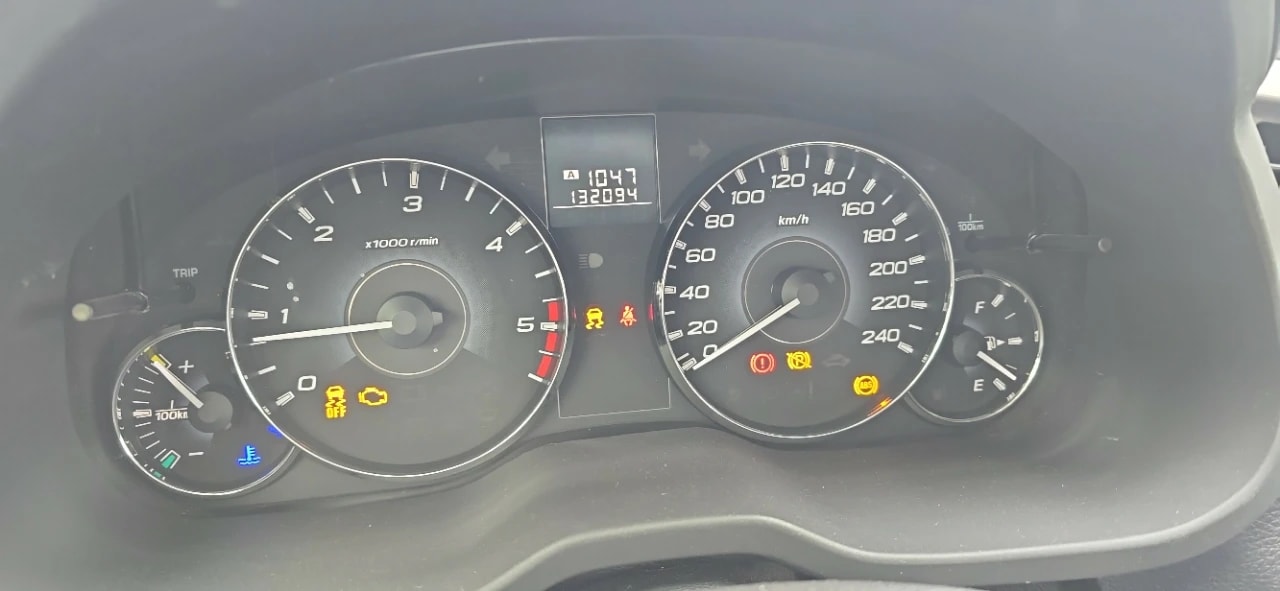 SUBARU Legacy 2.0D Swiss AWD-image-2