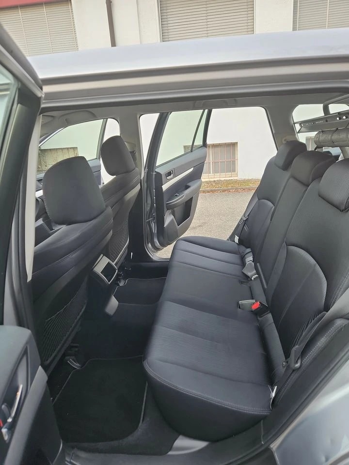 SUBARU Legacy 2.0D Swiss AWD-image-4