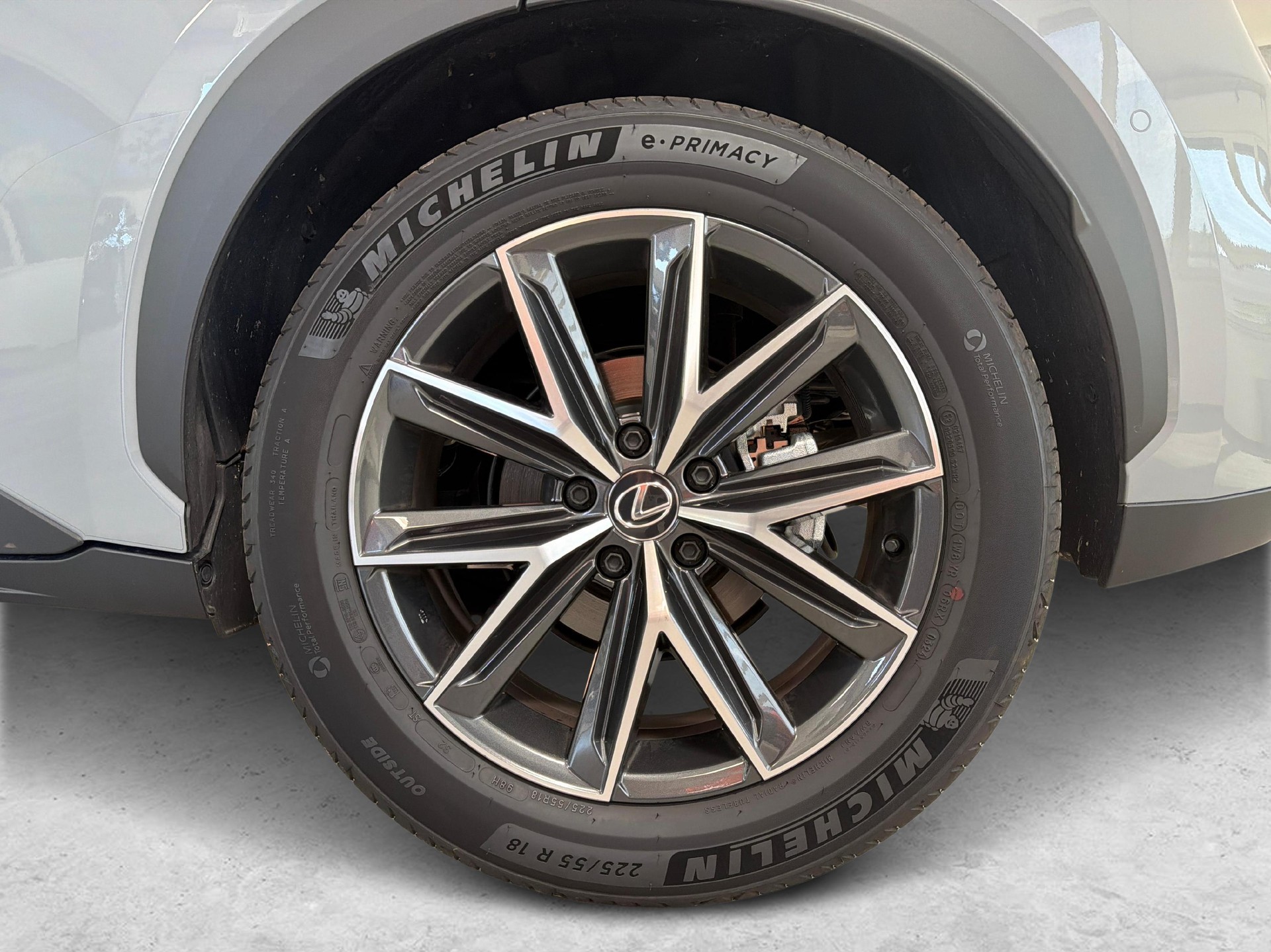 LEXUS LBX 1.5 Hybrid Cool AWD + Ruote invernali incluse-image-11