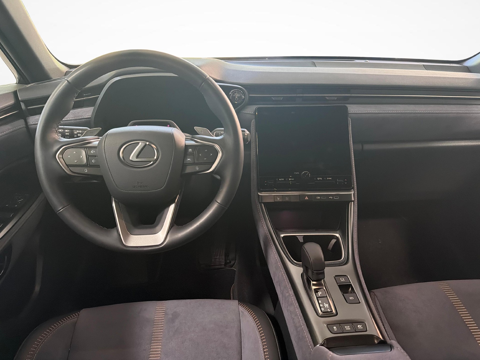LEXUS LBX 1.5 Hybrid Cool AWD + Ruote invernali incluse-image-8