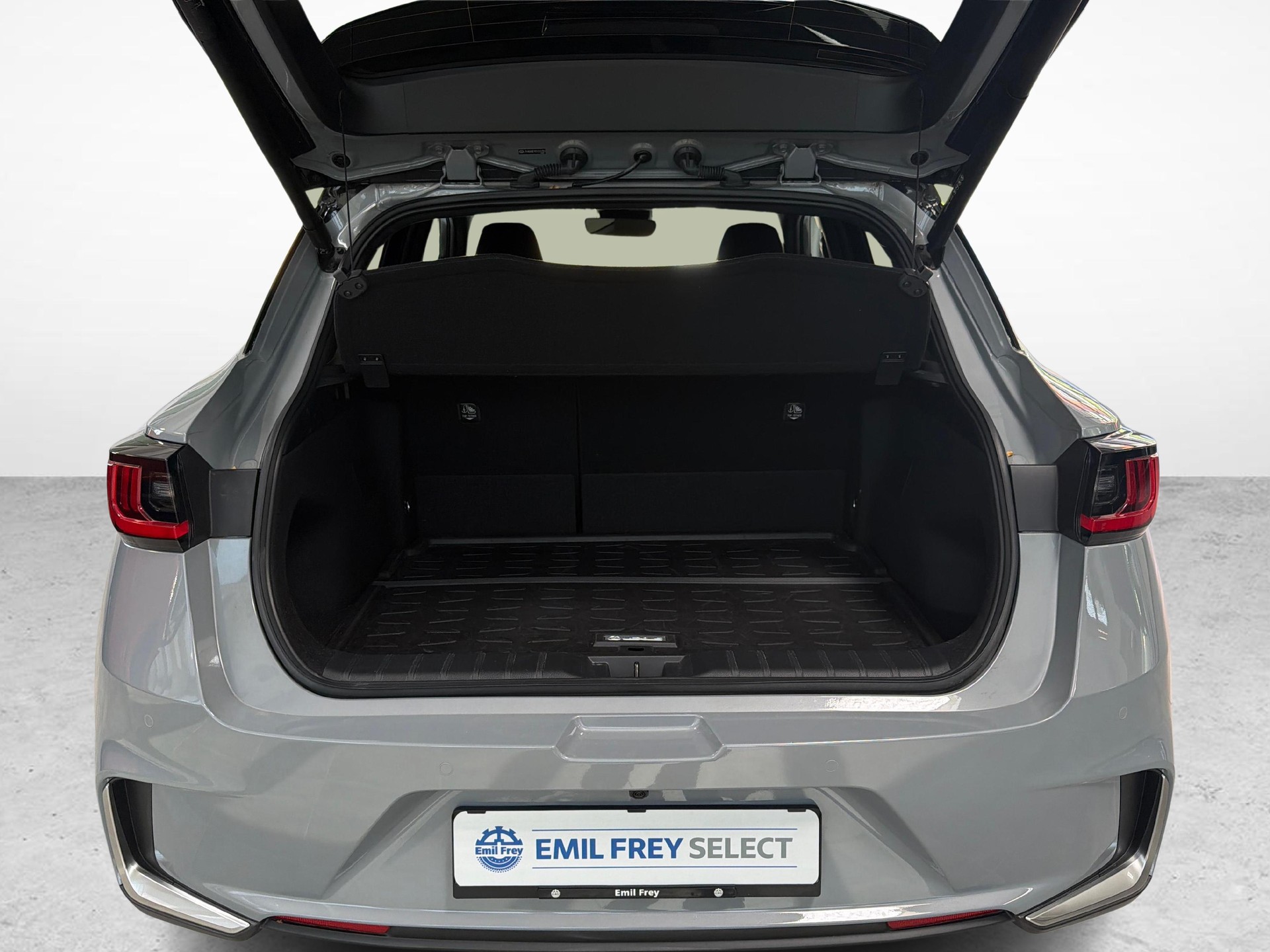 LEXUS LBX 1.5 Hybrid Cool AWD + Ruote invernali incluse-image-10